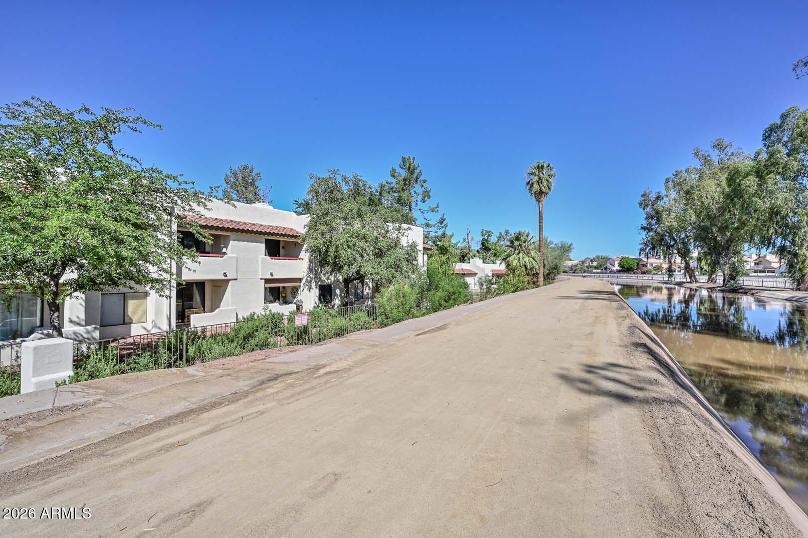 750 E Northern Avenue 1100