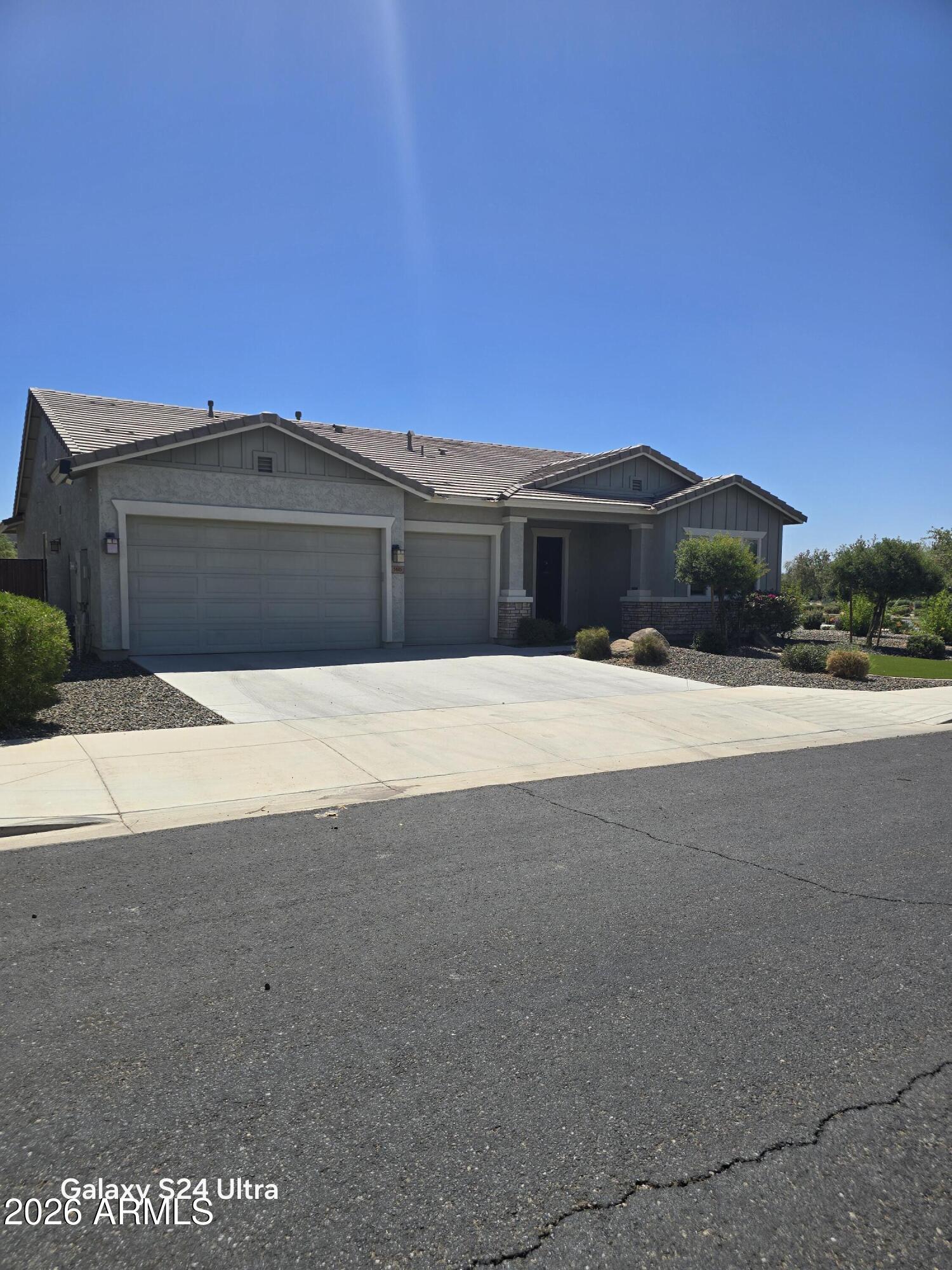 5605 N 189TH Drive