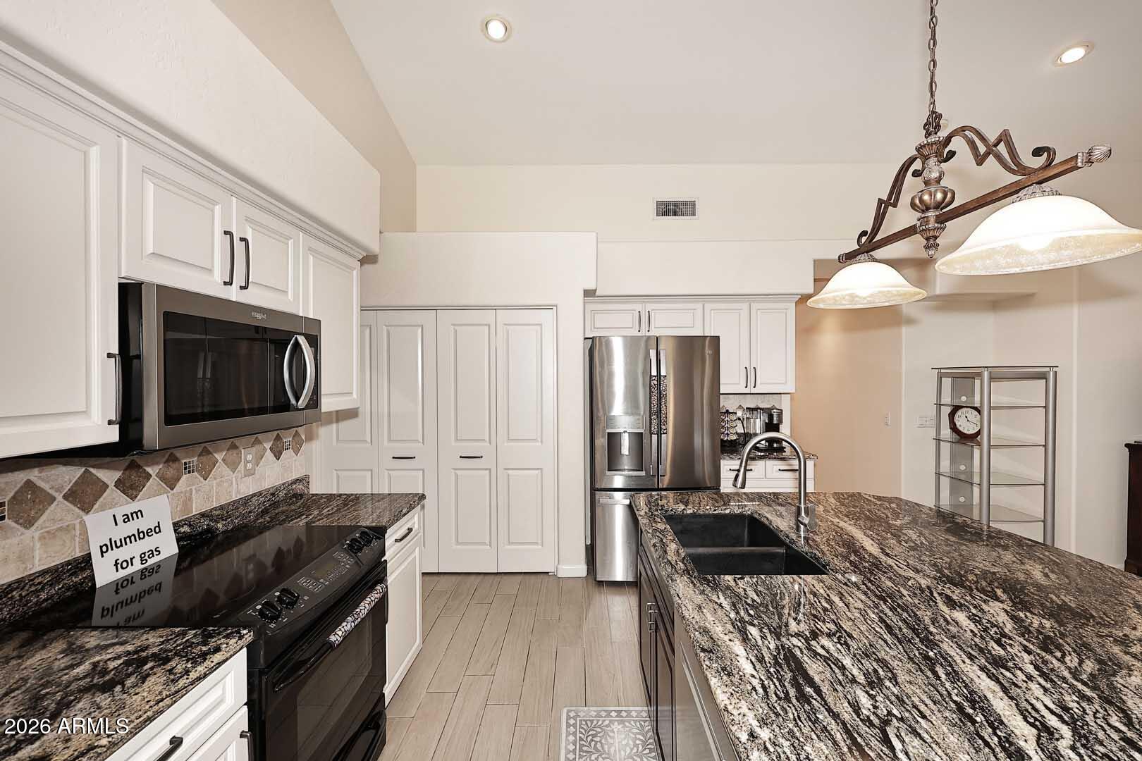 7409 W VILLA CHULA