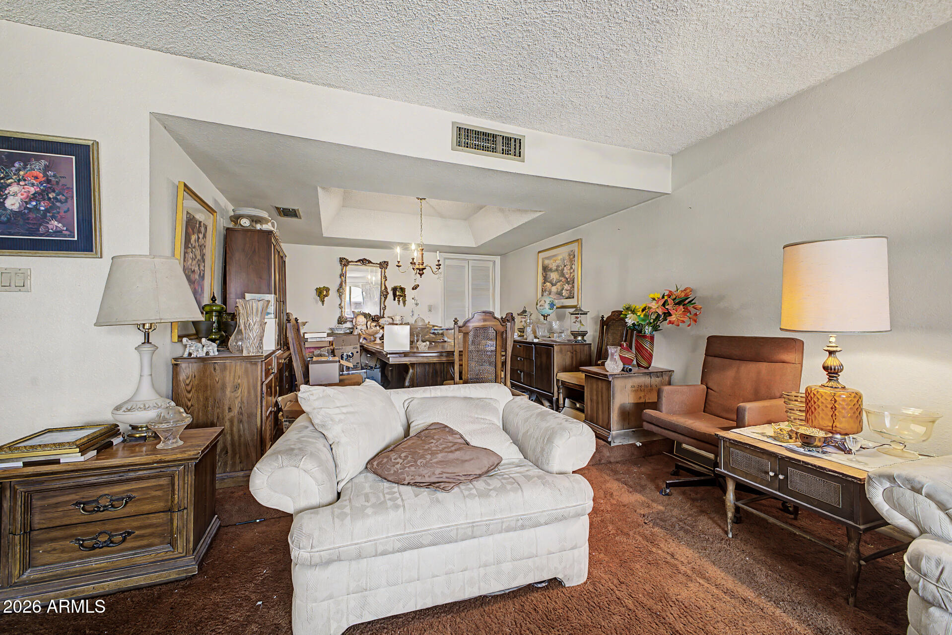 6029 W Desert Hills Drive