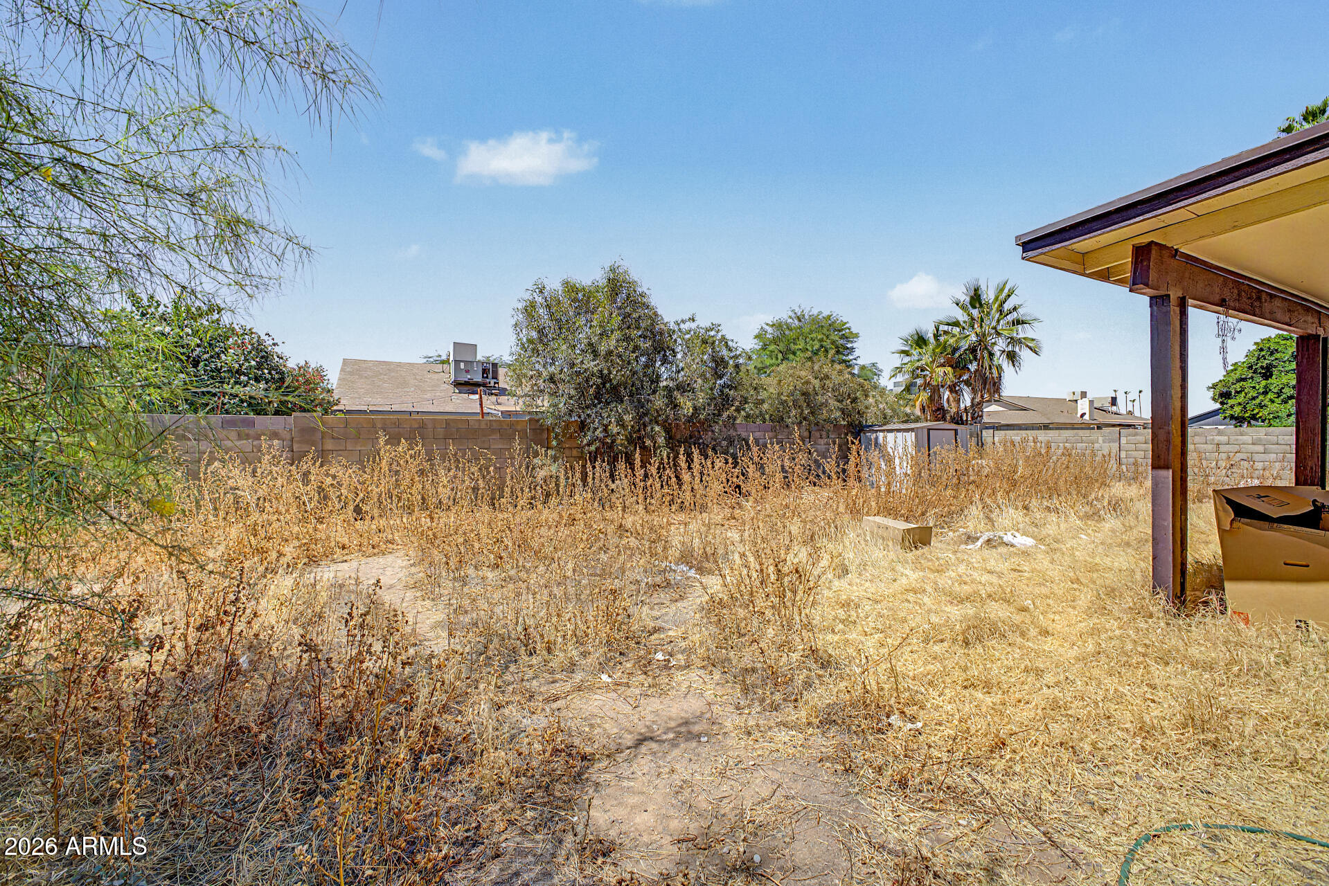 6029 W Desert Hills Drive