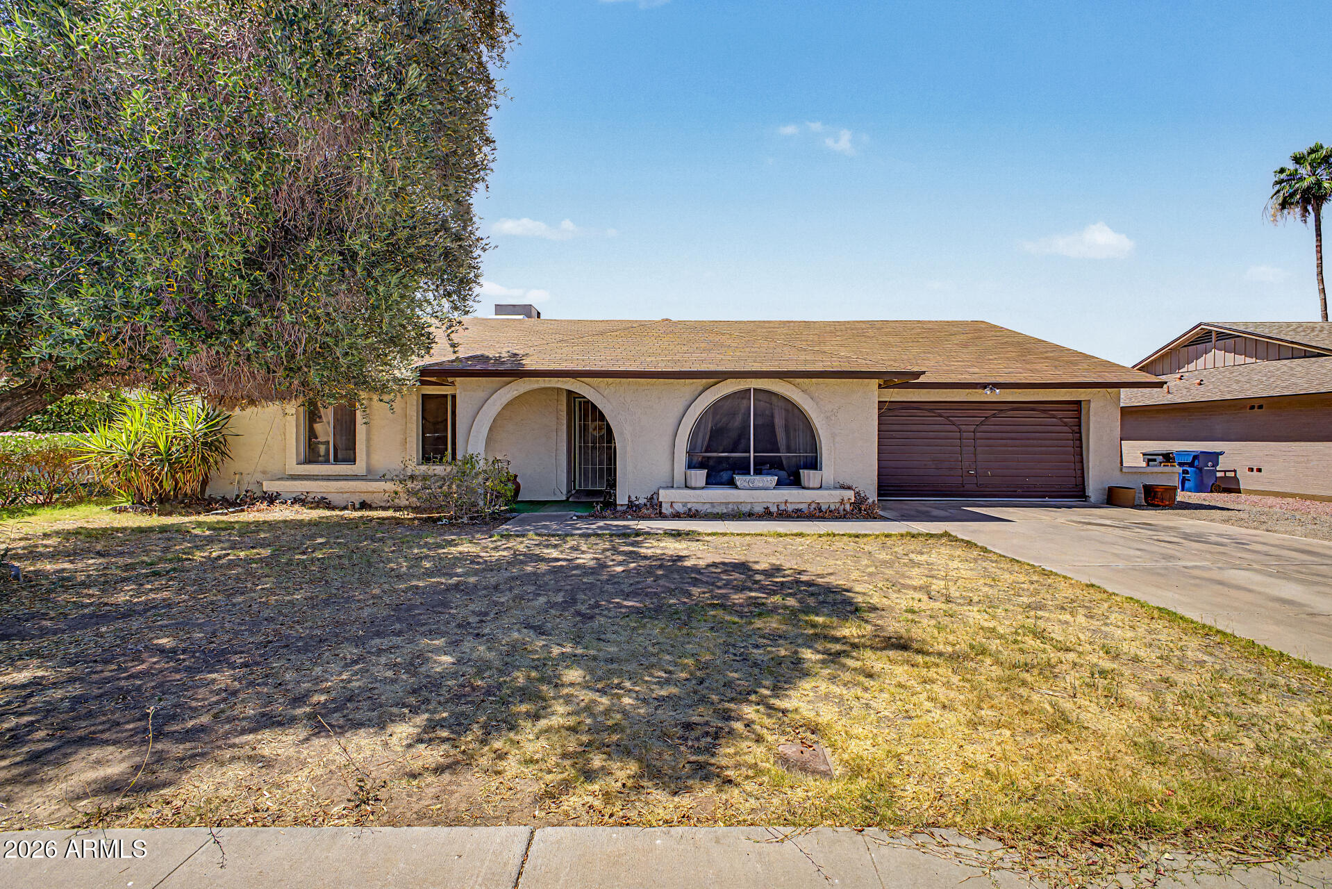 6029 W Desert Hills Drive