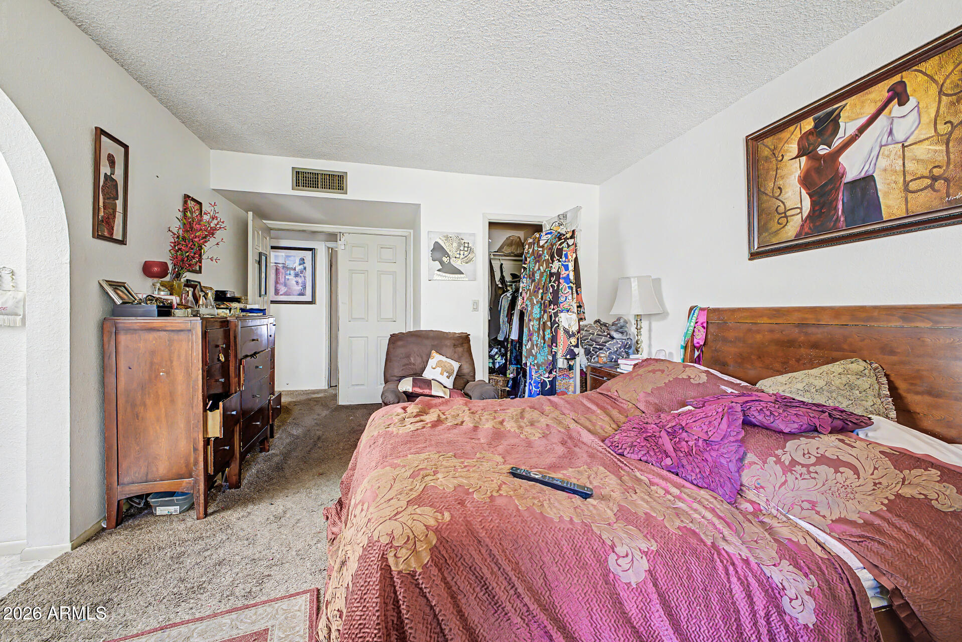 6029 W Desert Hills Drive