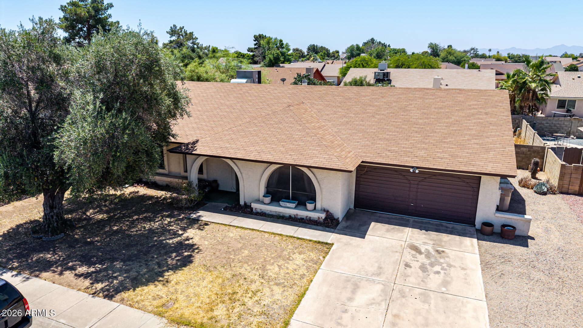6029 W Desert Hills Drive
