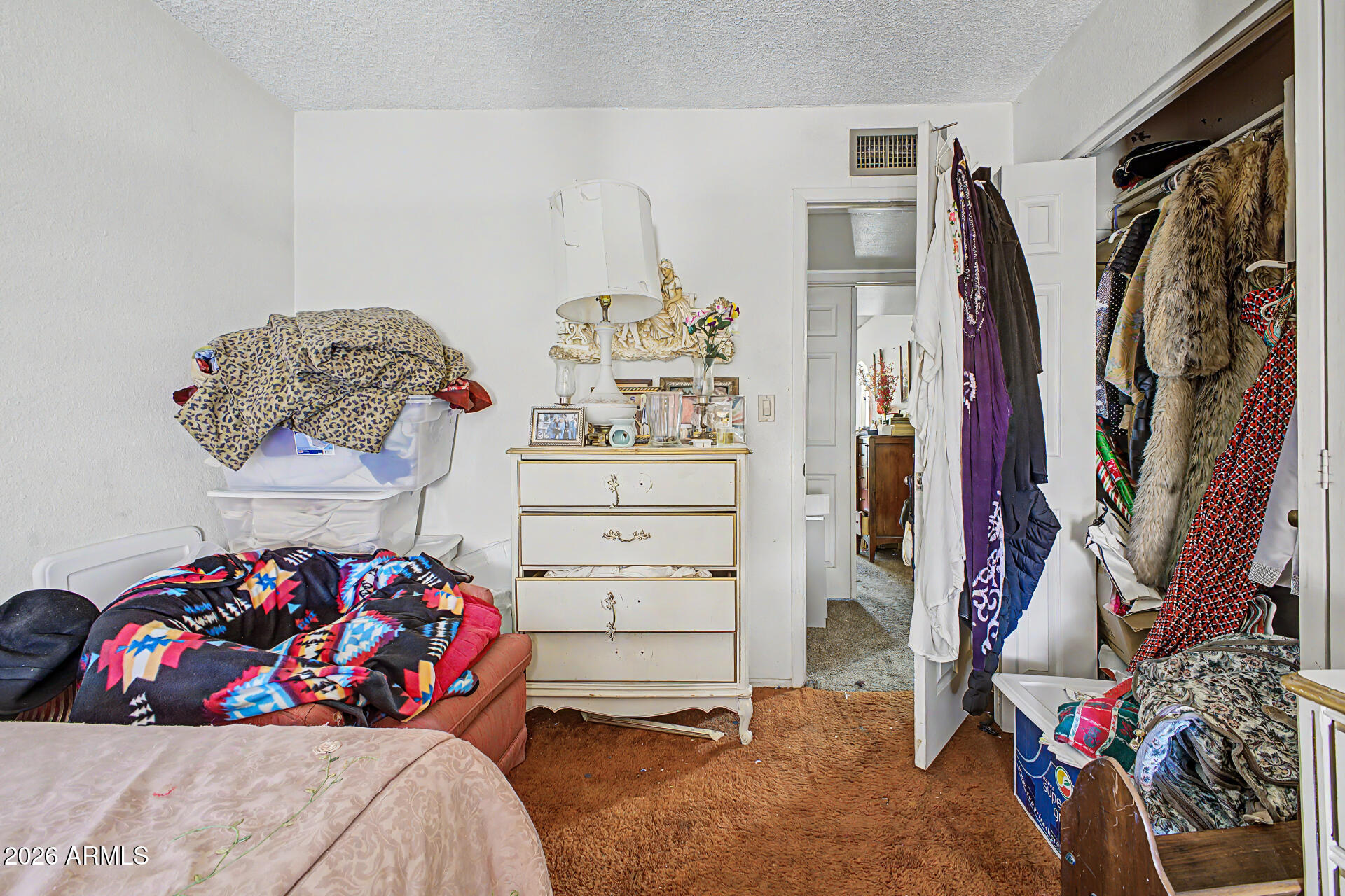 6029 W Desert Hills Drive