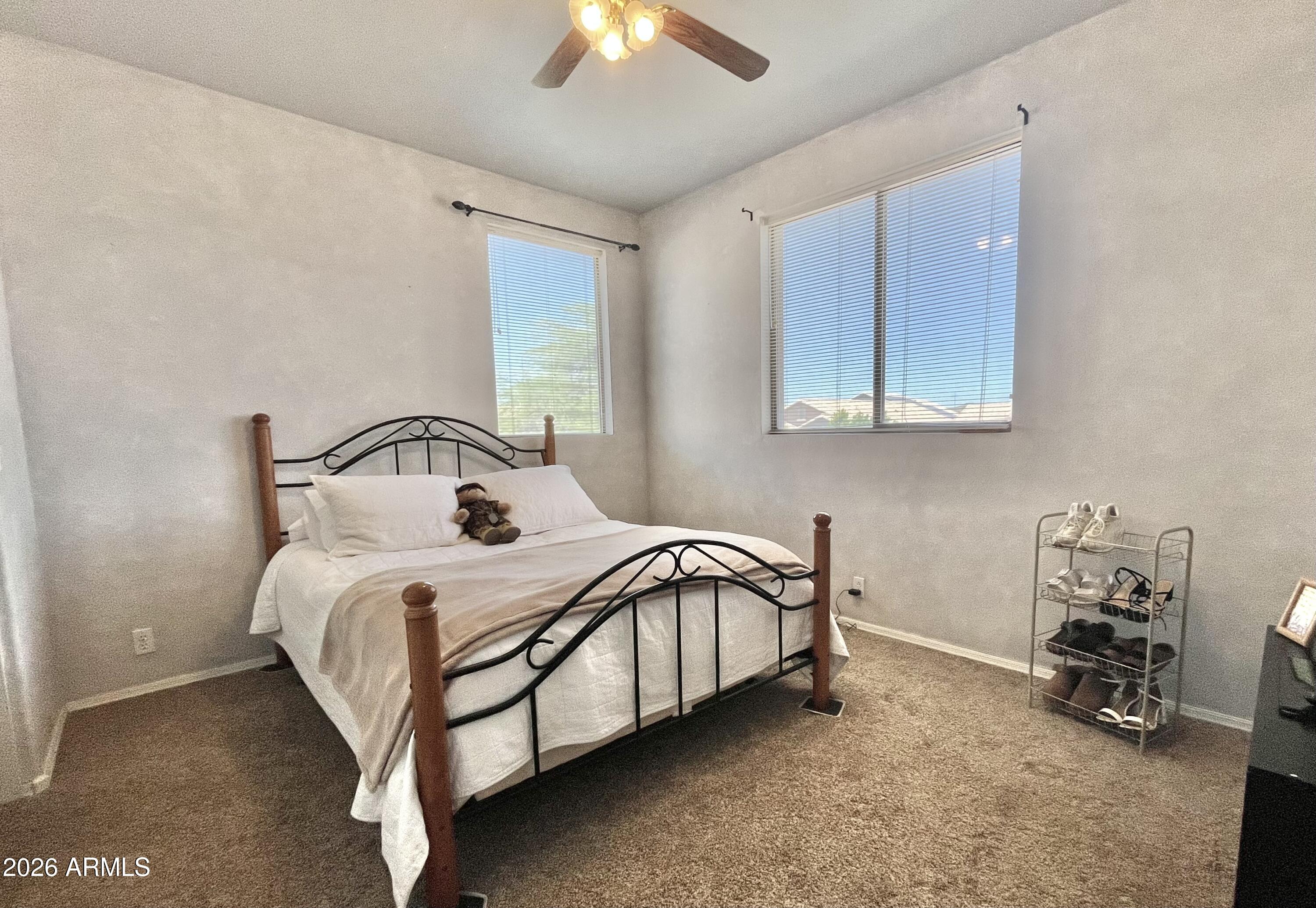 3419 W VIA MONTOYA Drive