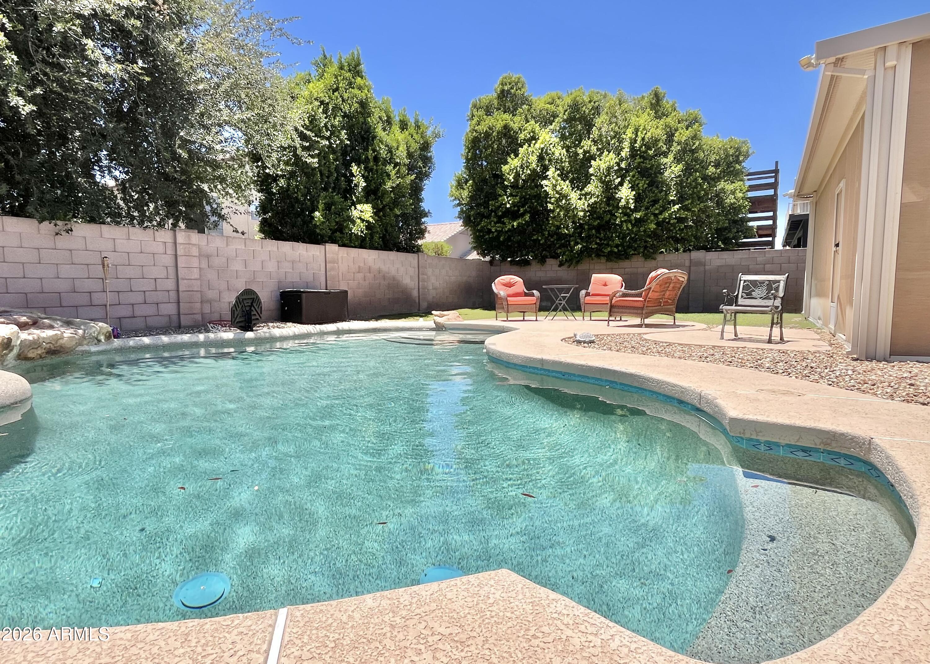 3419 W VIA MONTOYA Drive
