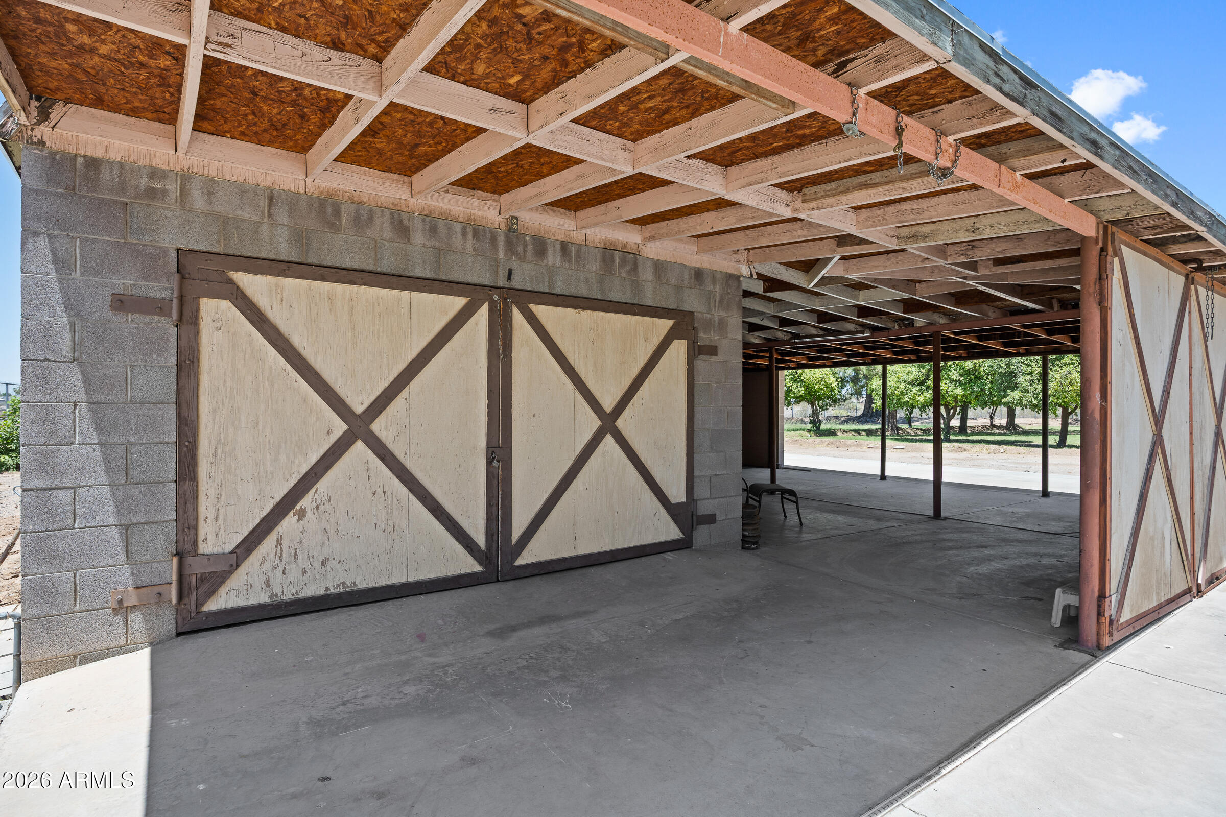 8504 N 99TH Avenue