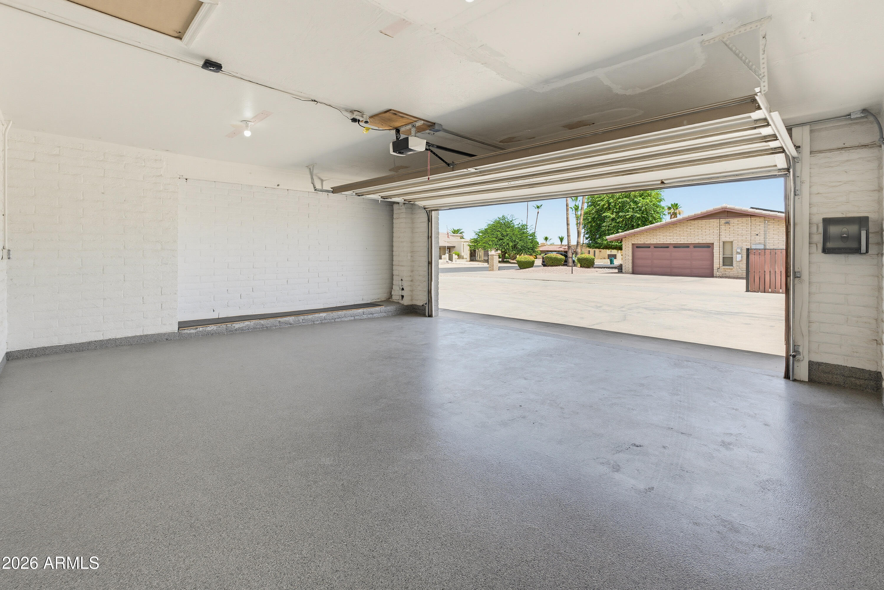 12819 W ORANGE Drive