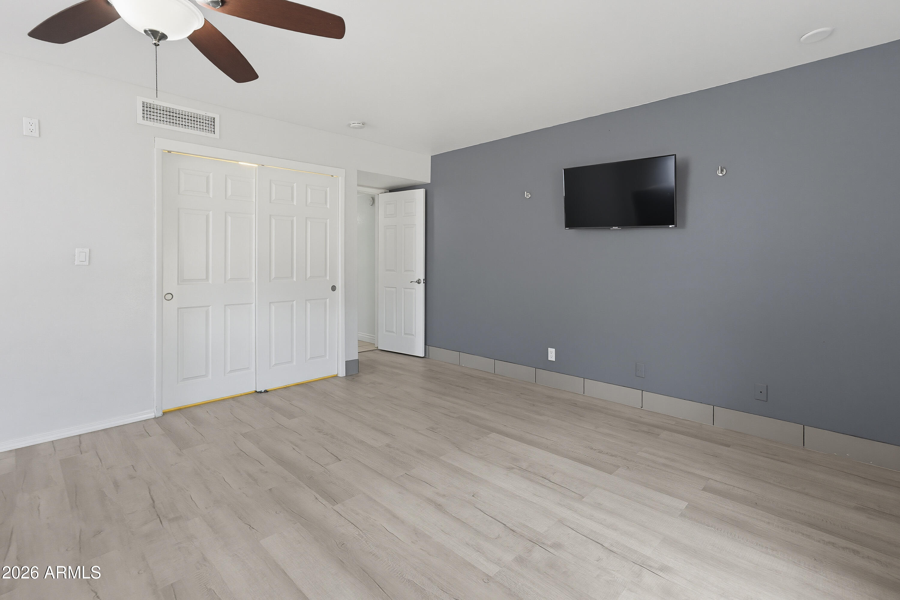 12819 W ORANGE Drive