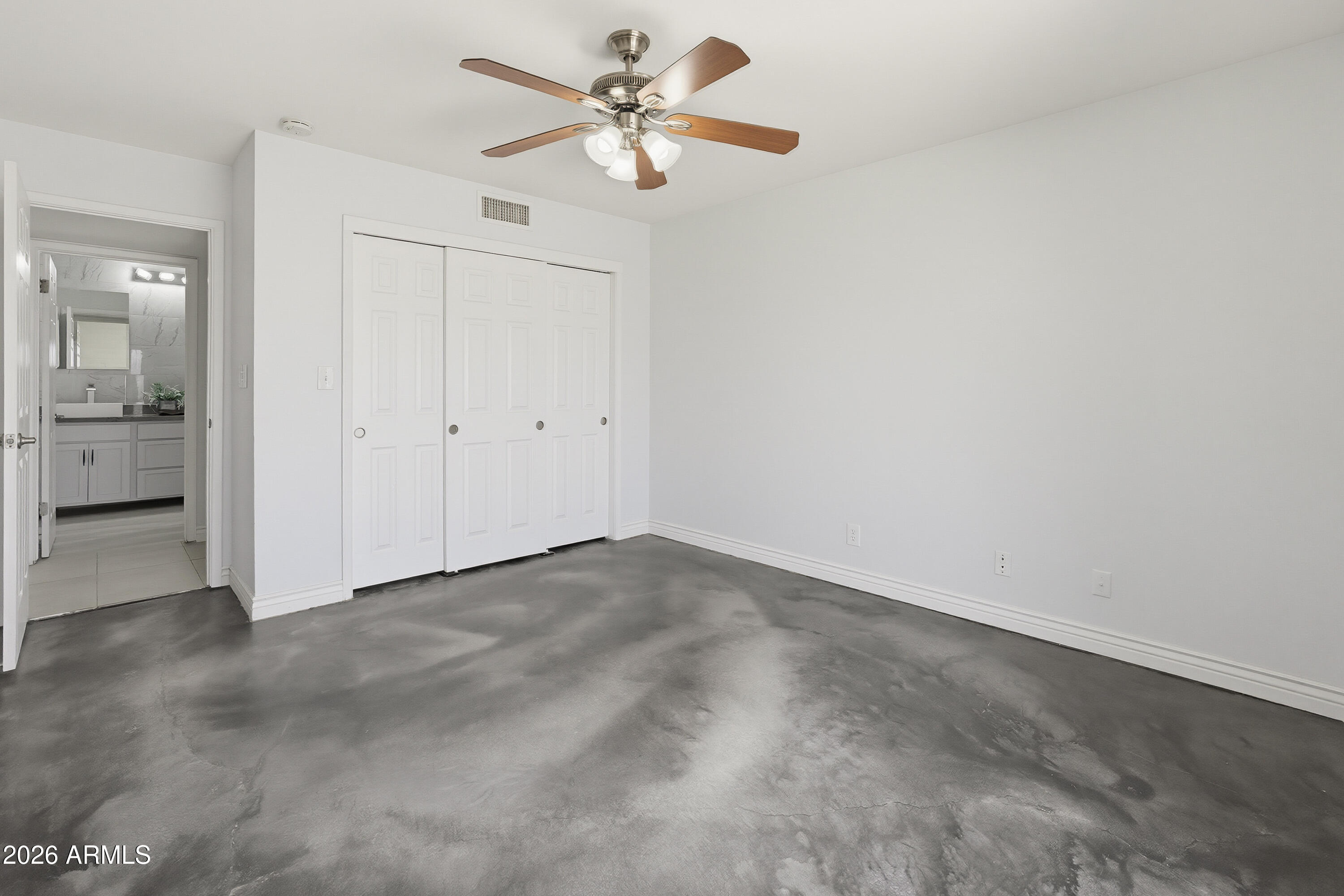 12819 W ORANGE Drive