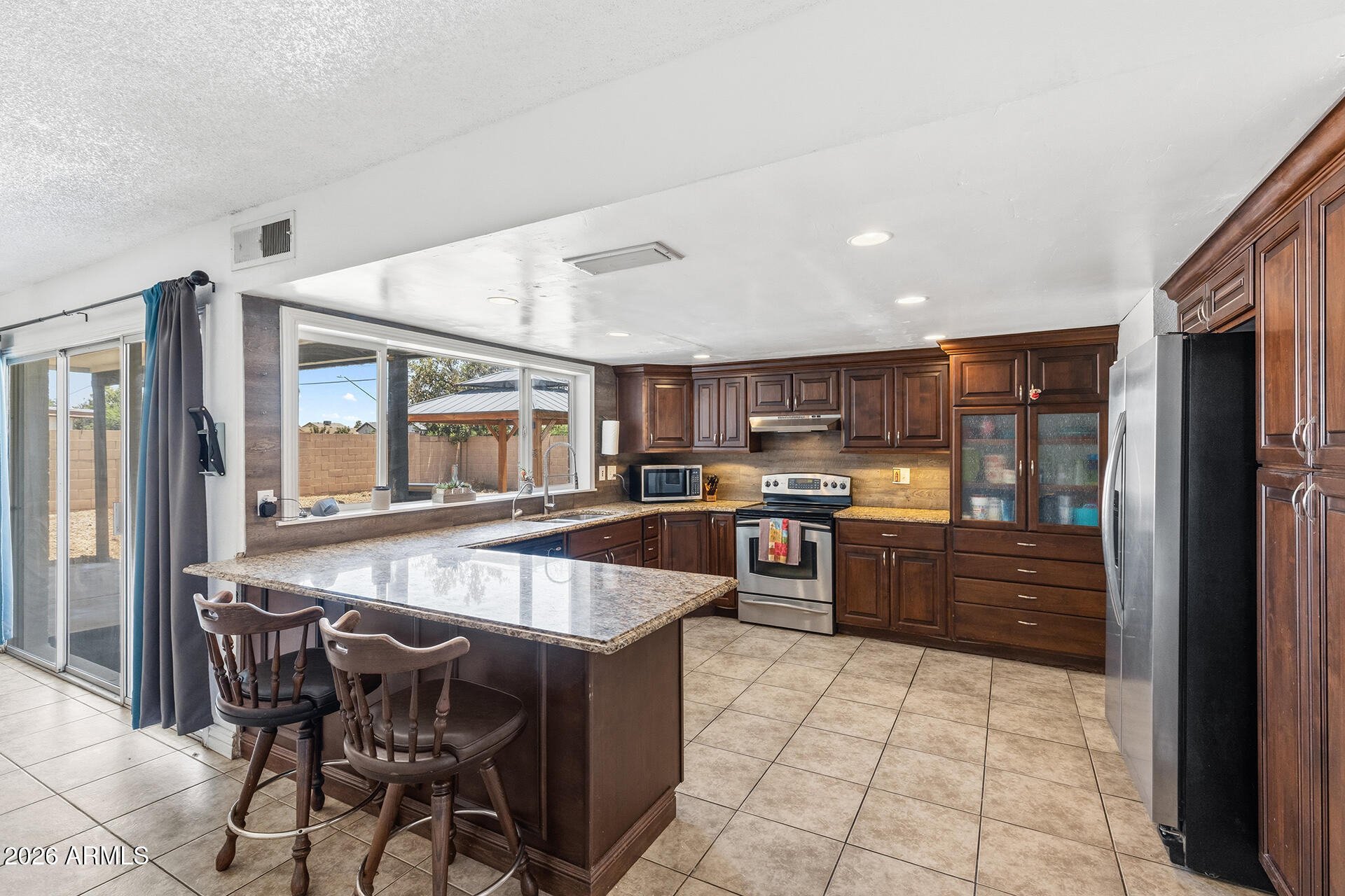 4923 W BECKER Lane