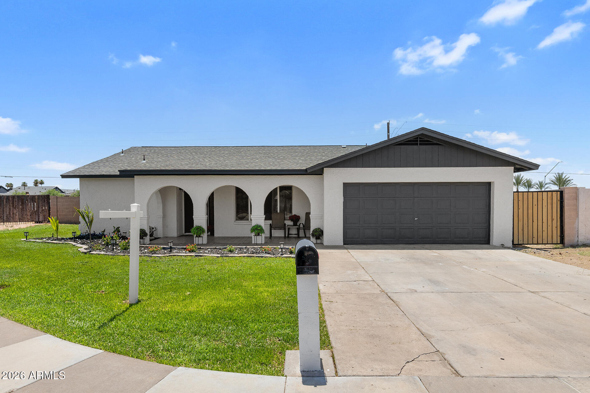 4923 W BECKER Lane