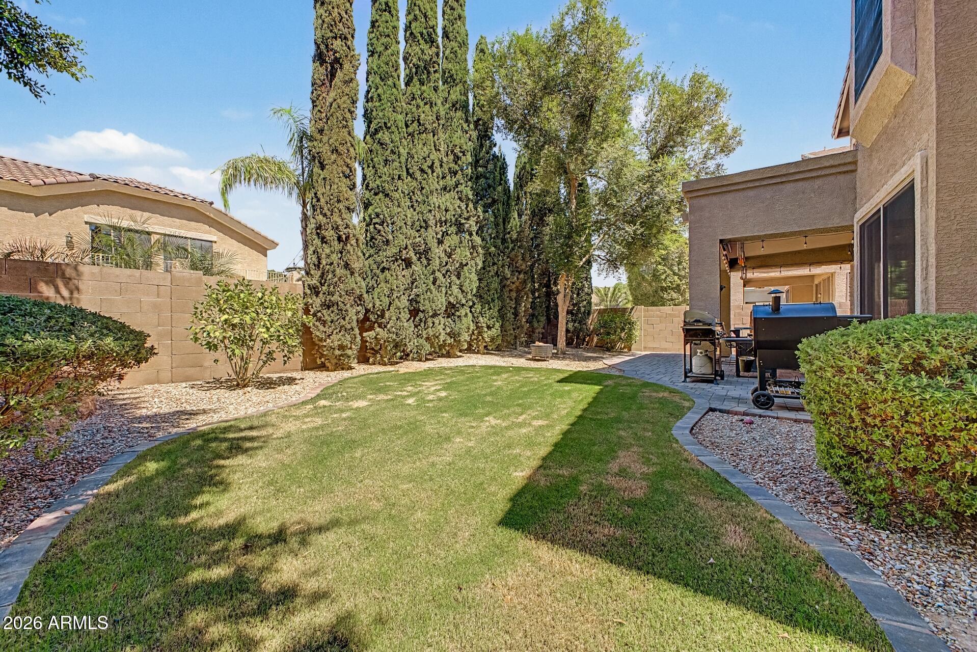 25412 N 68TH Drive