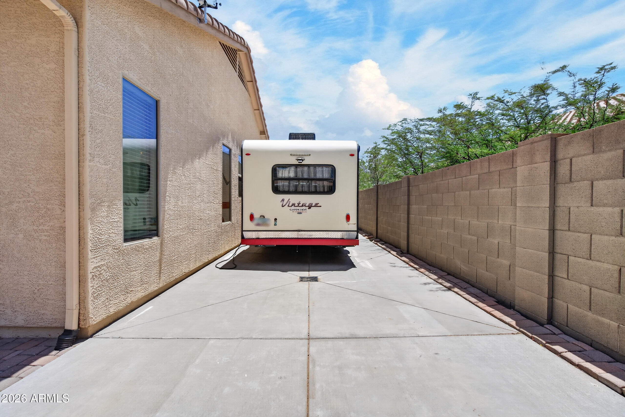 5004 W MAGELLAN Drive