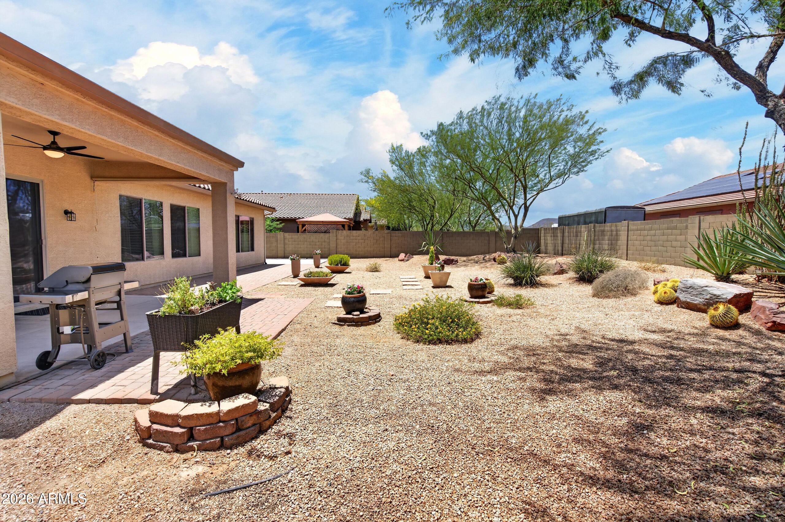5004 W MAGELLAN Drive