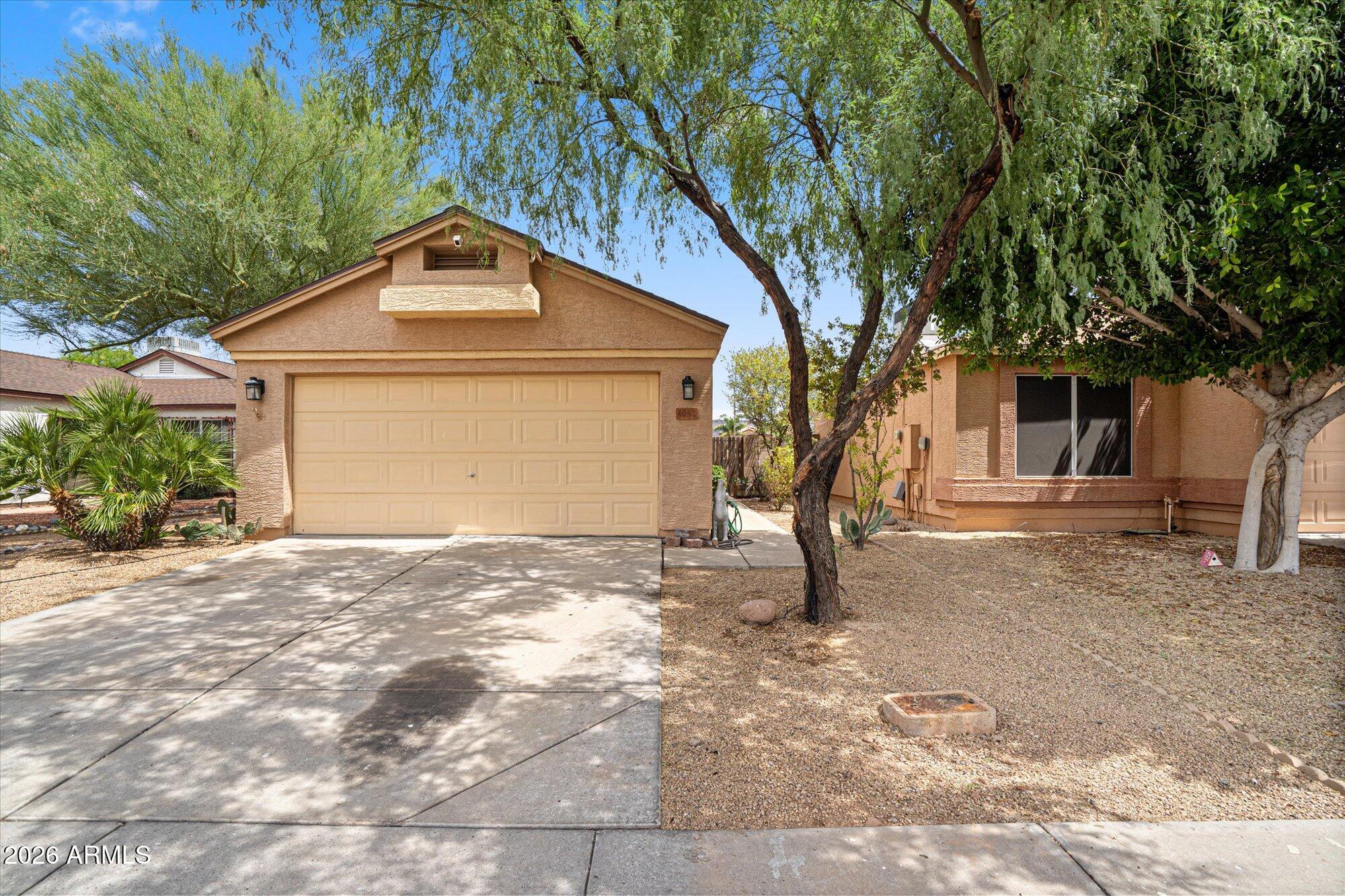 4052 W VILLA LINDA Drive