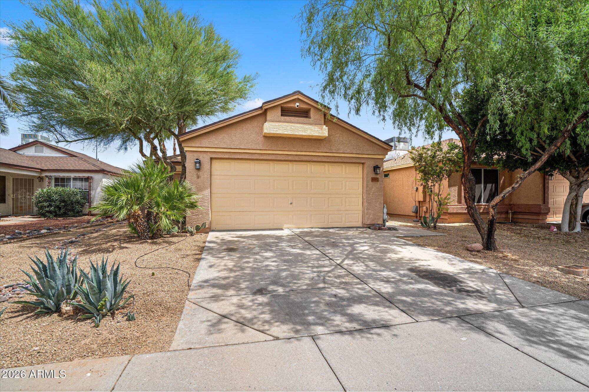 4052 W VILLA LINDA Drive