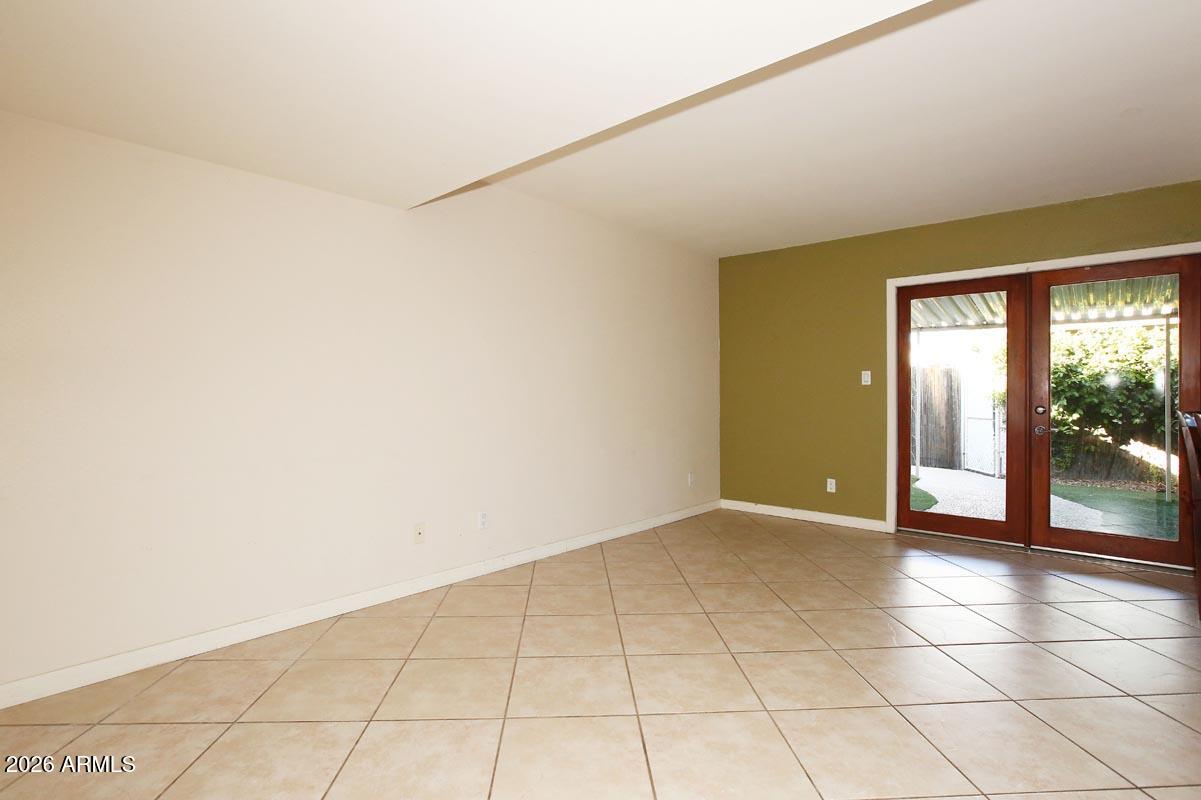 5114 N Granite Reef Road