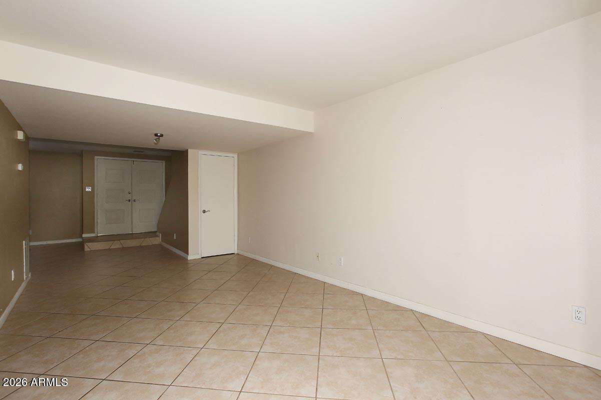 5114 N Granite Reef Road