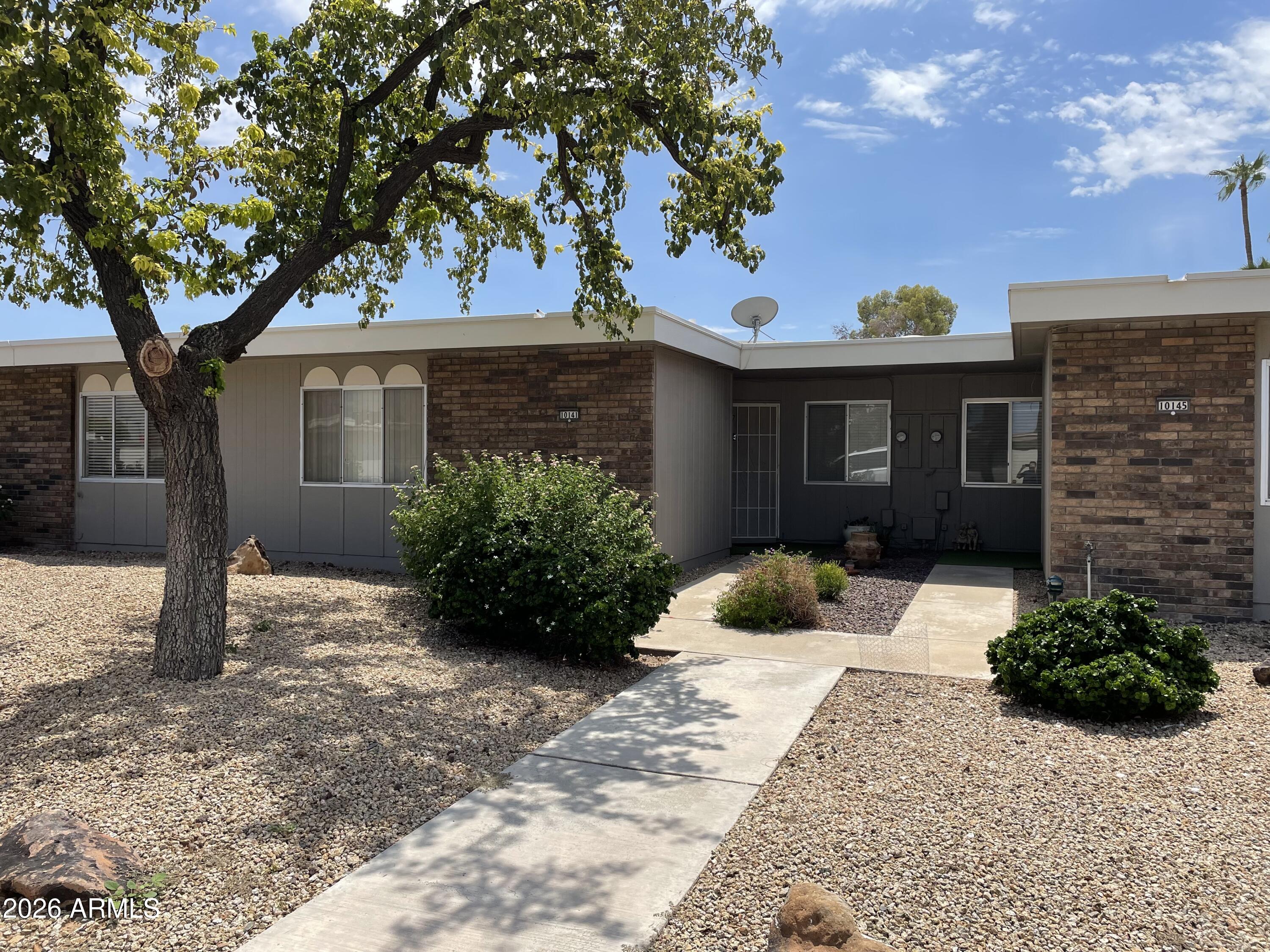 10141 W CAMPANA Drive