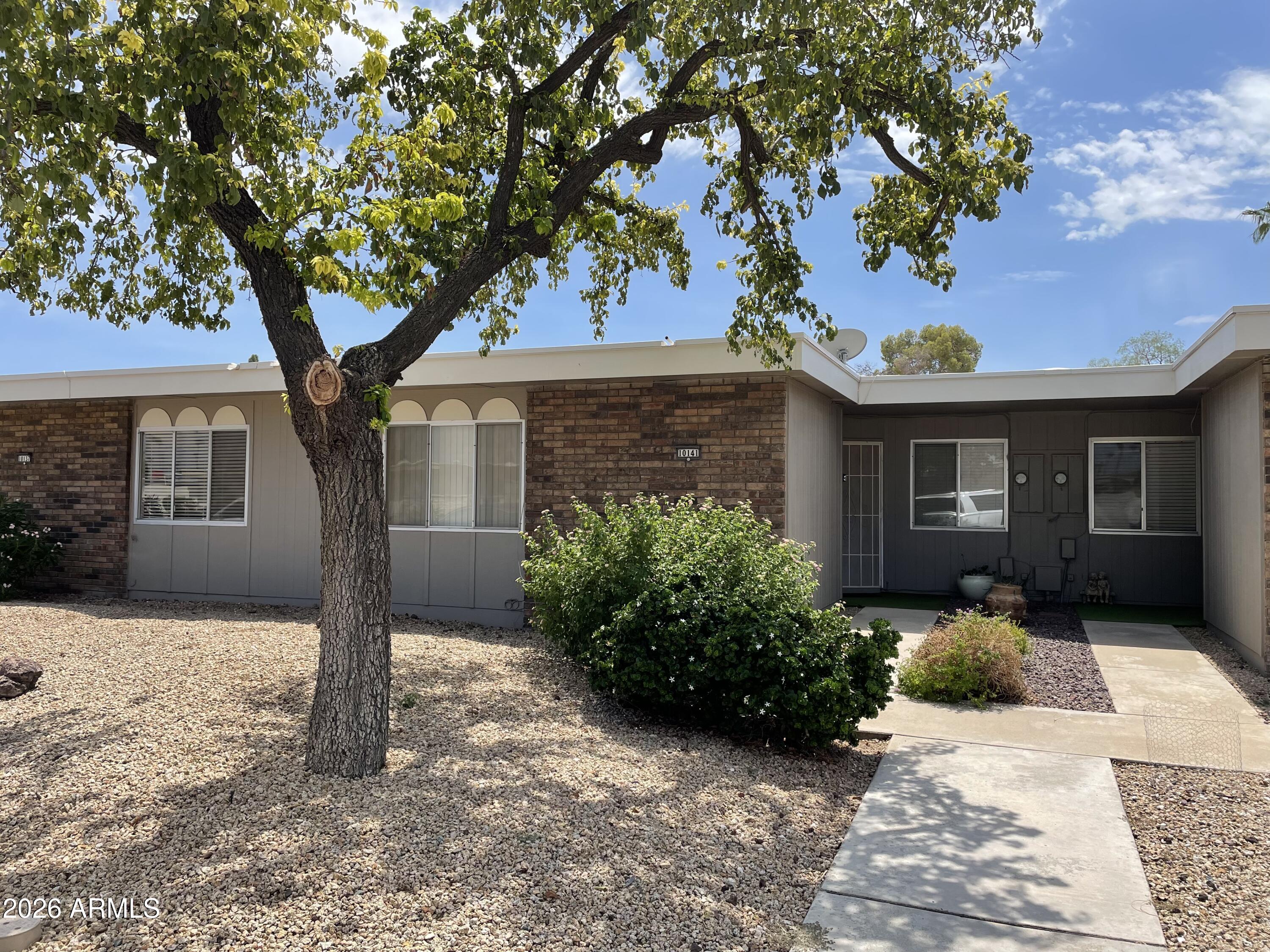 10141 W CAMPANA Drive