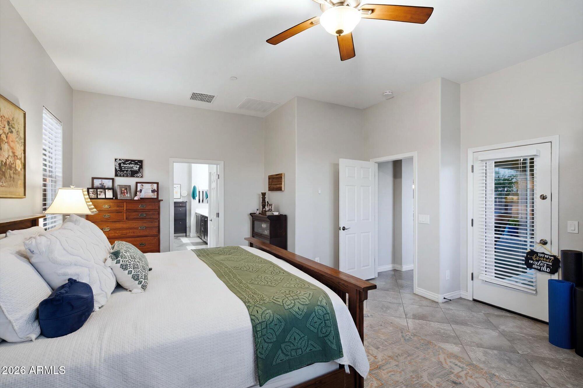 13071 W WHISPER ROCK Trail