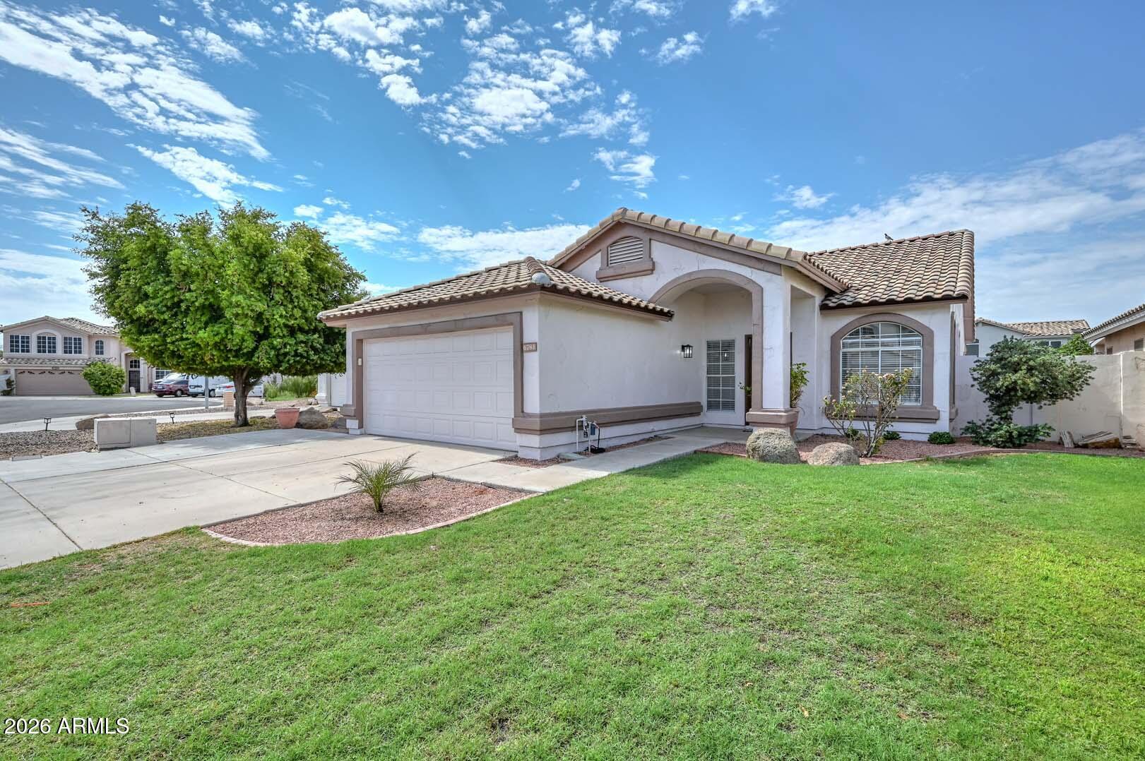 6781 W LOUISE Drive