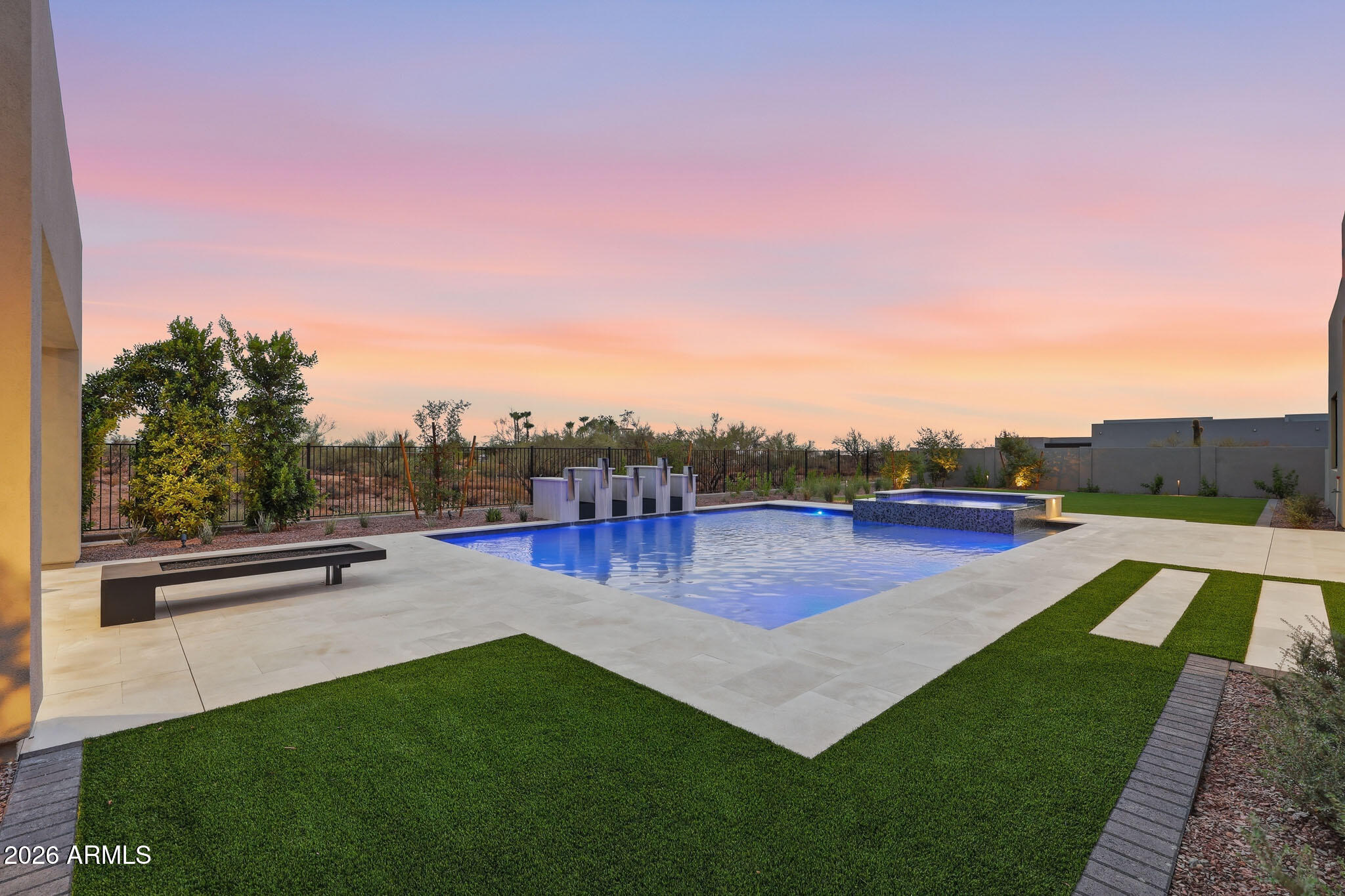 7195 E RANCHO DEL ORO Drive
