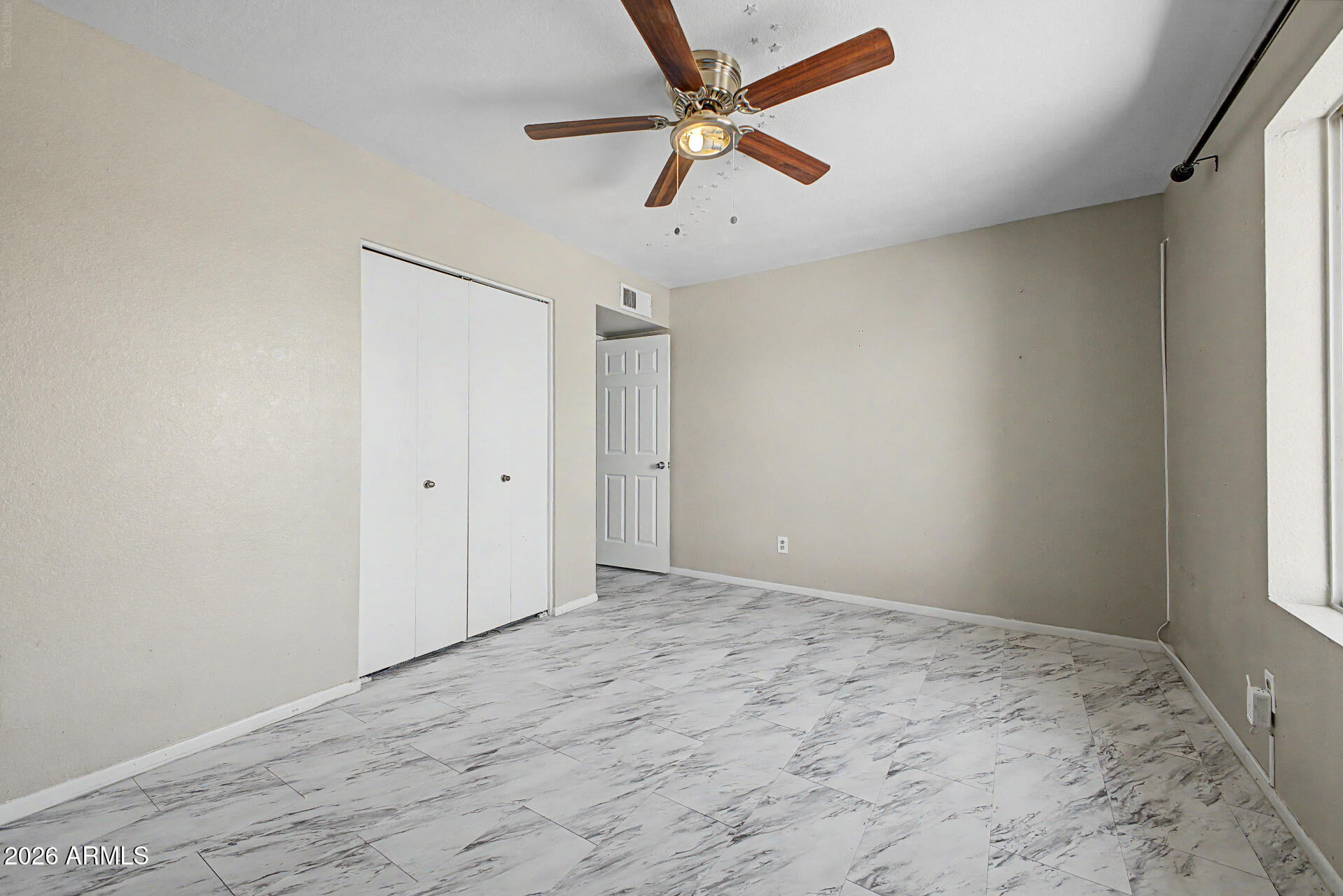 2233 W Sequoia Drive