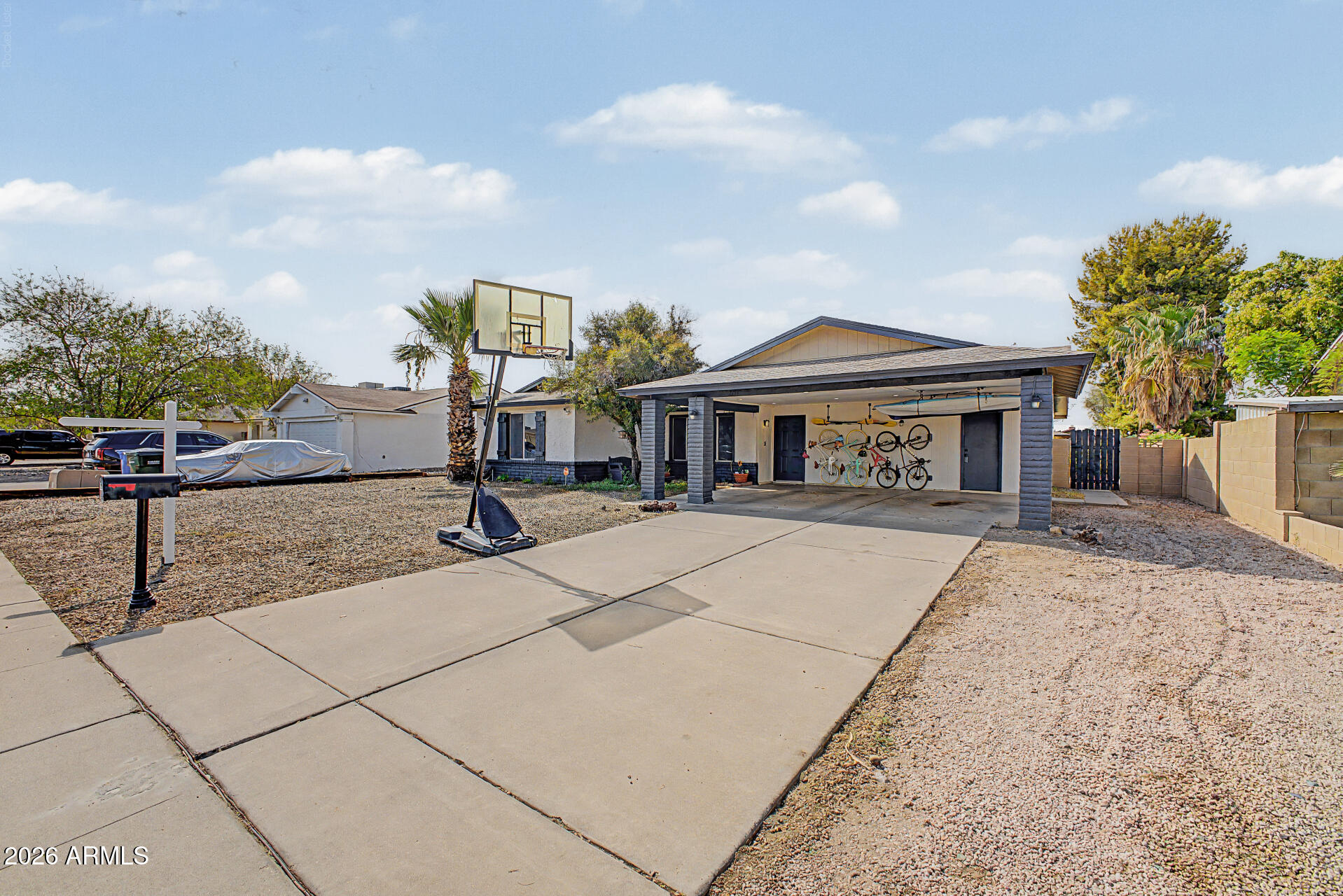 2233 W Sequoia Drive