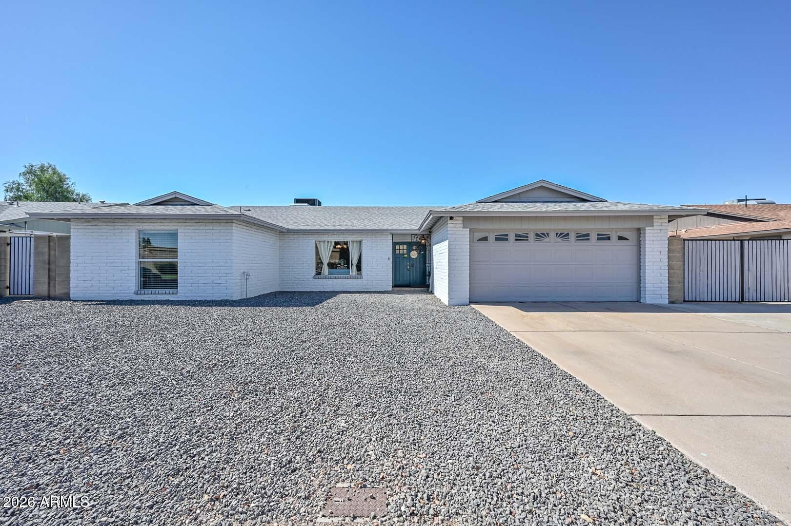 5825 W CROCUS Drive