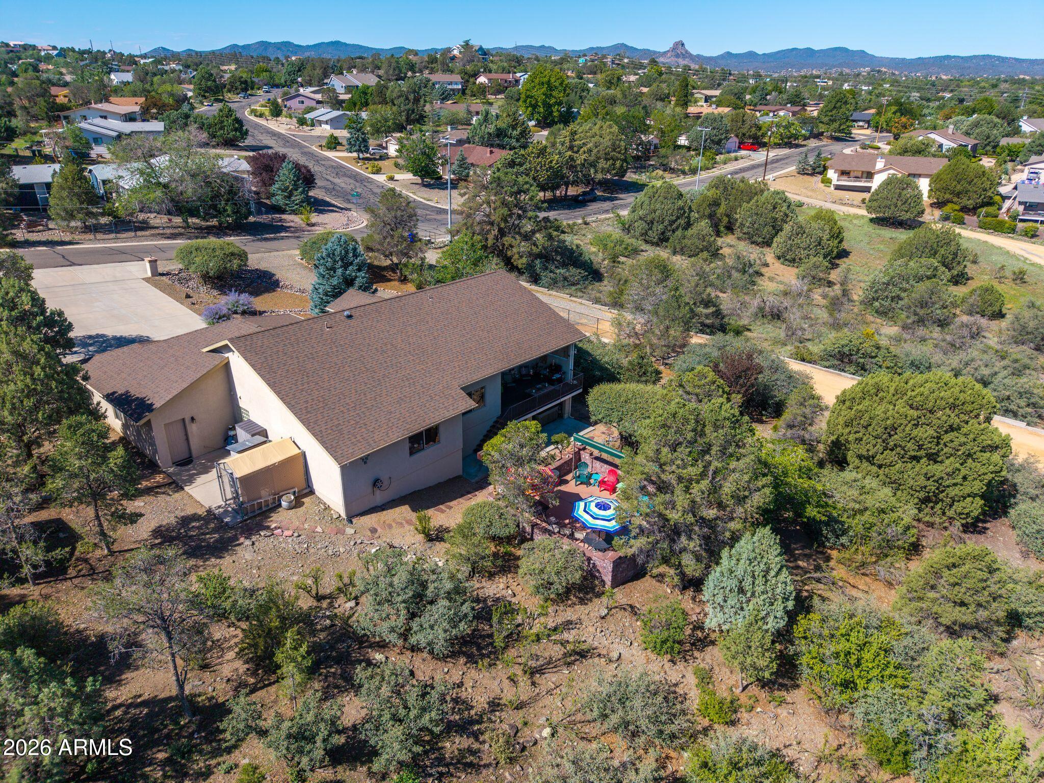 150 W TAMARACK Lane