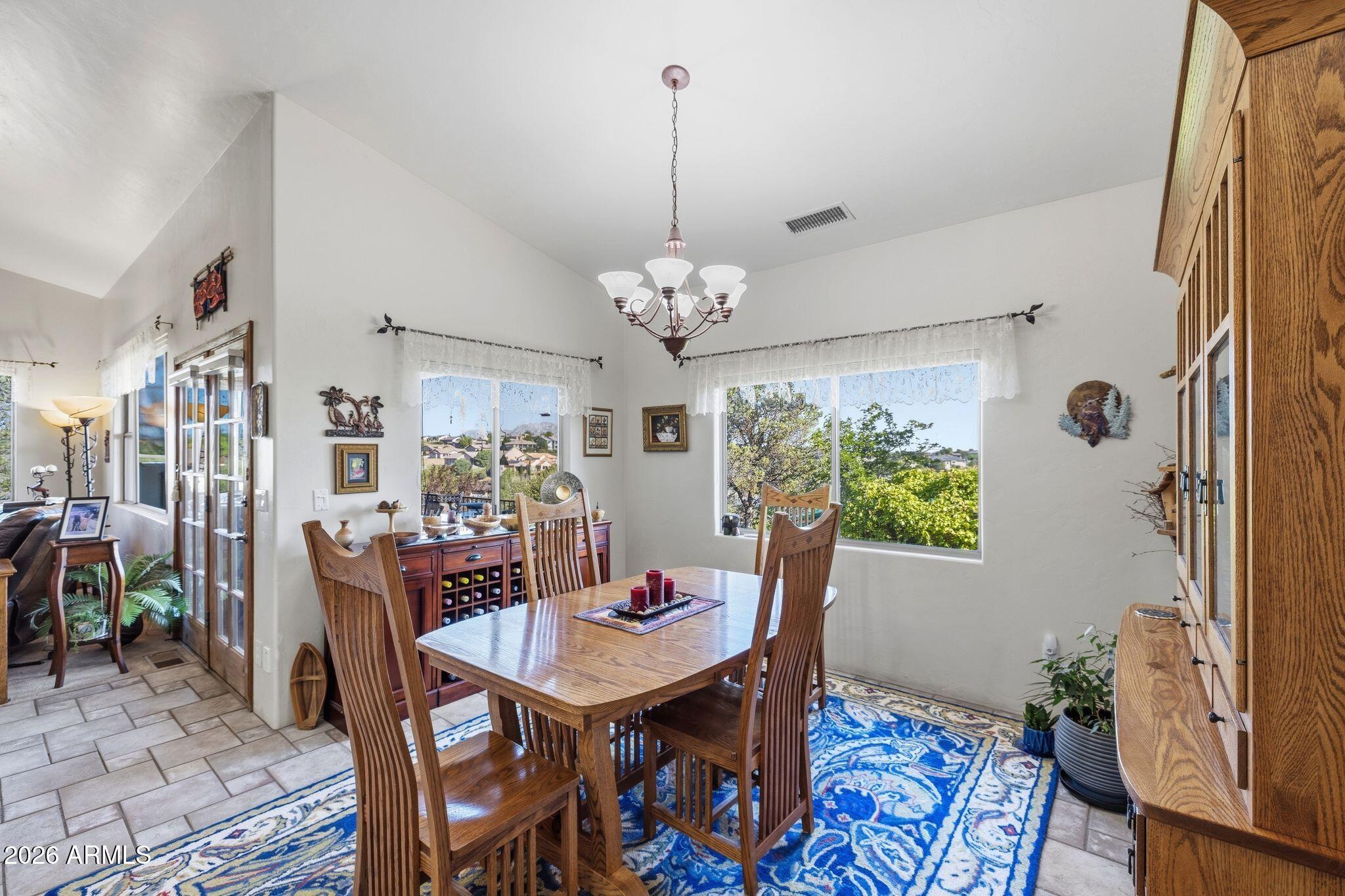 150 W TAMARACK Lane
