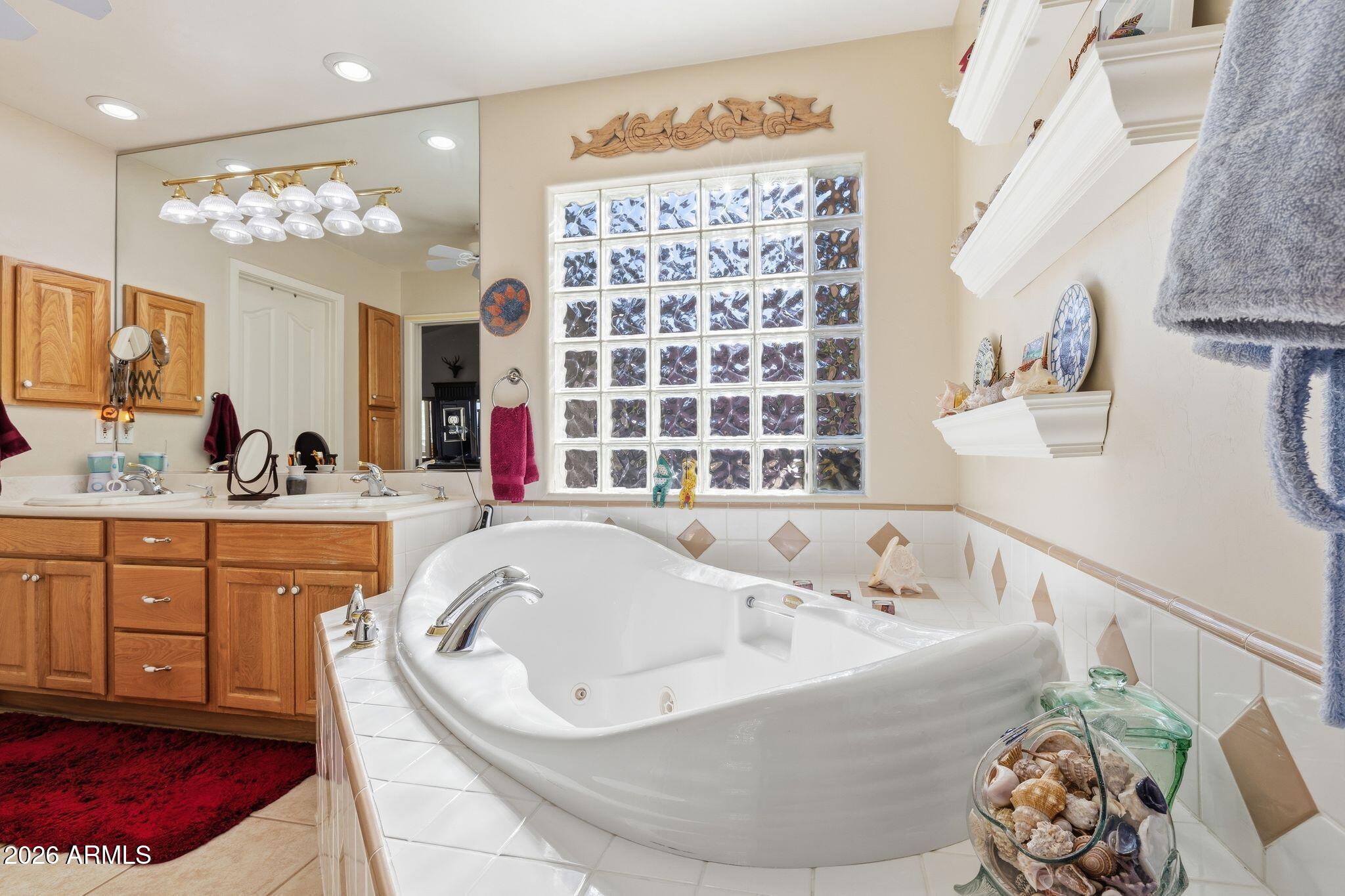 150 W TAMARACK Lane