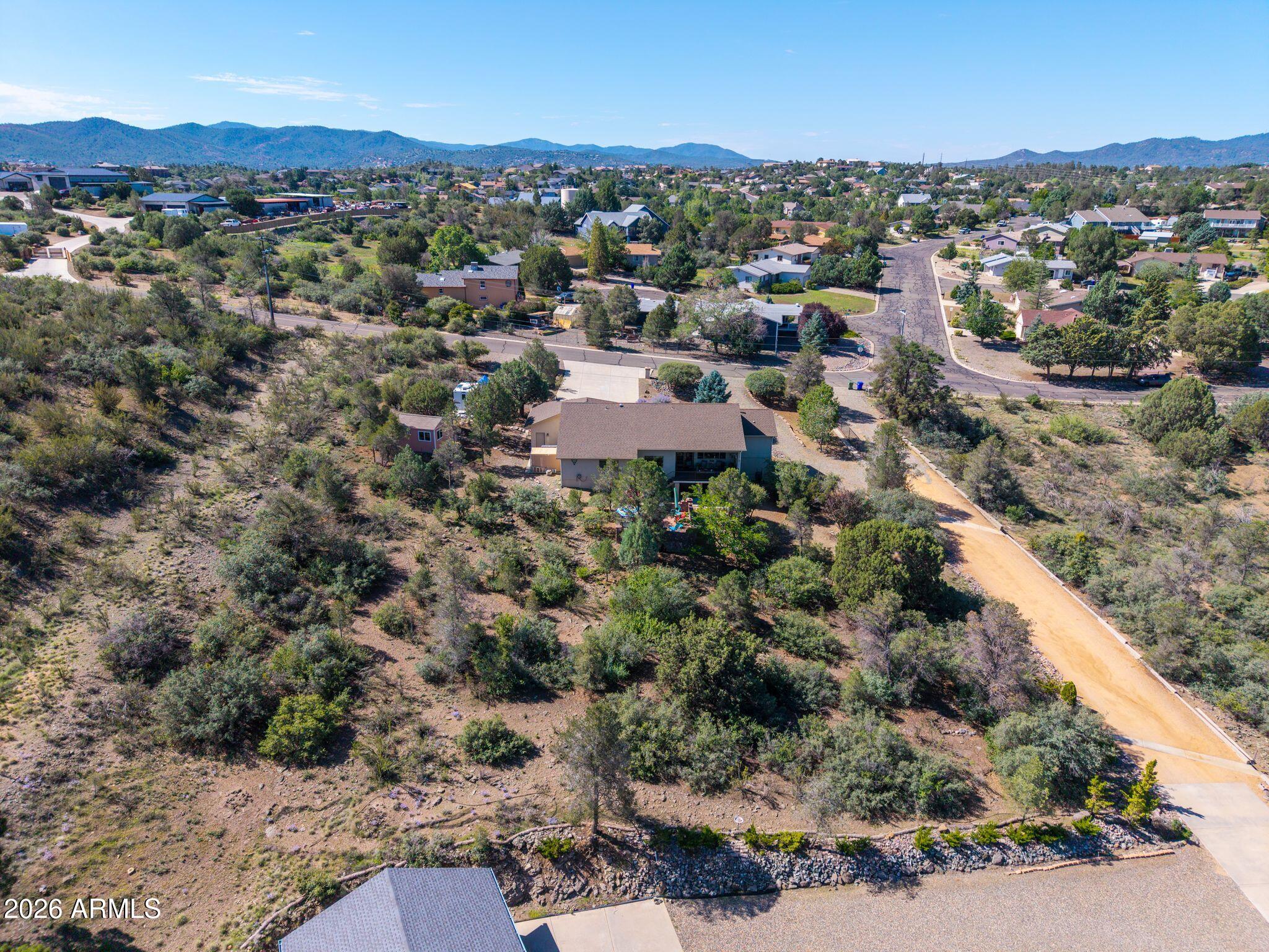 150 W TAMARACK Lane