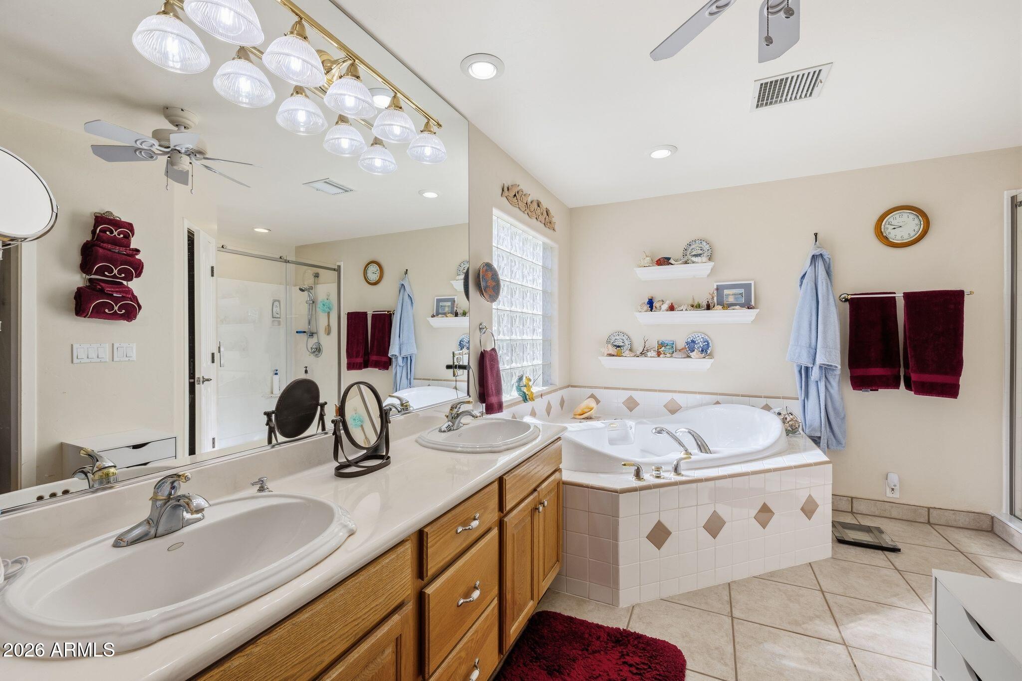 150 W TAMARACK Lane
