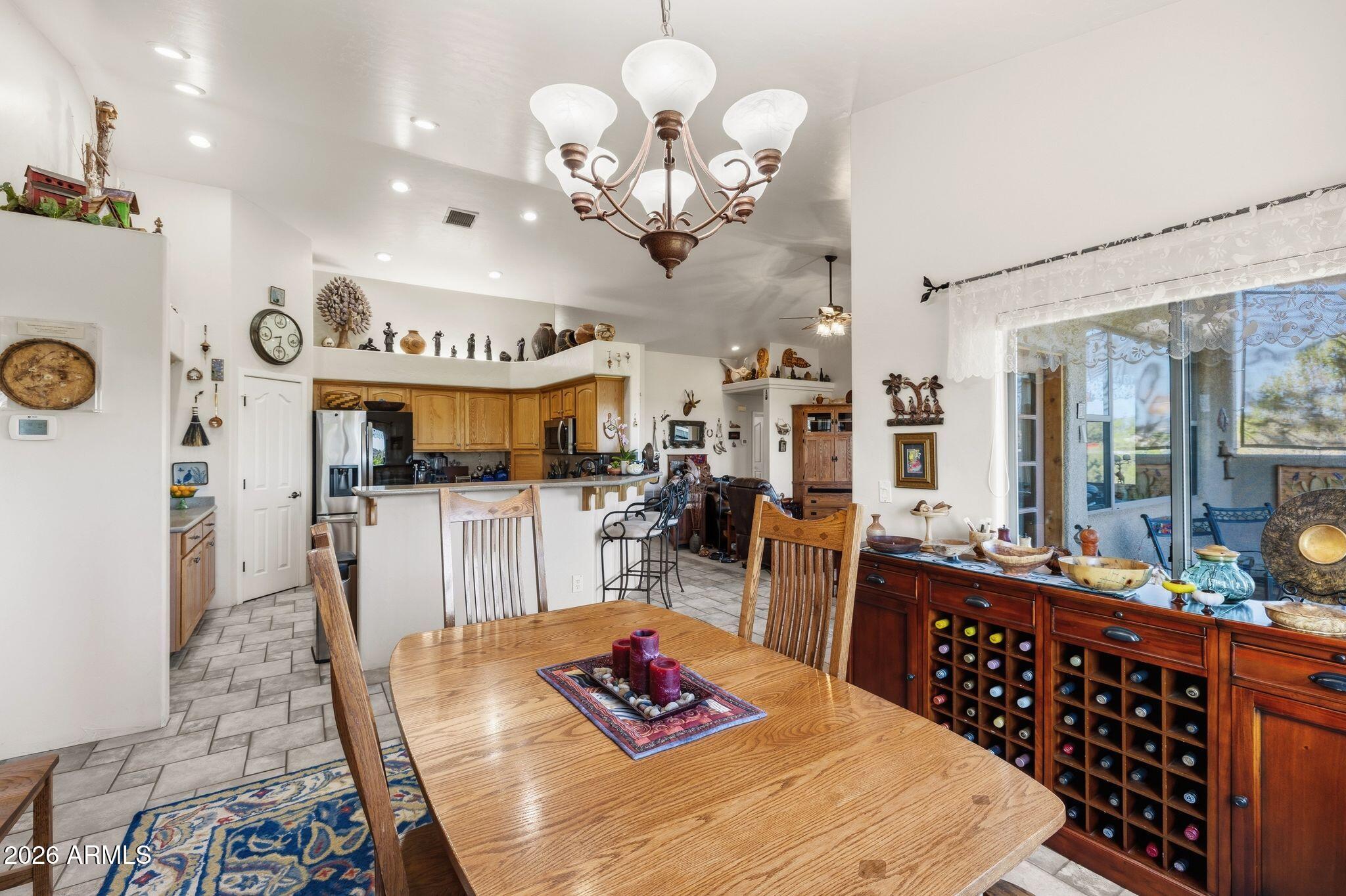 150 W TAMARACK Lane