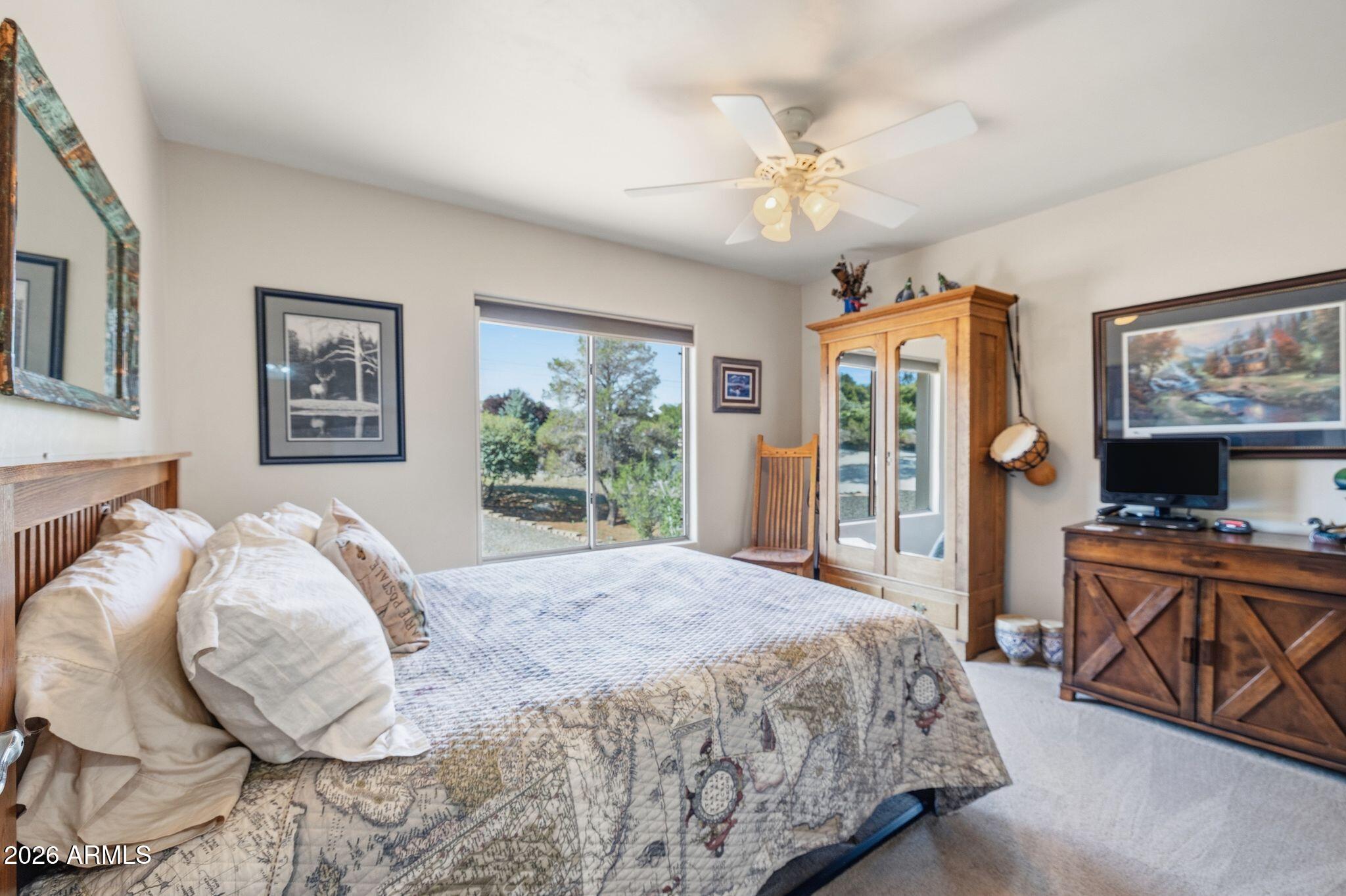 150 W TAMARACK Lane