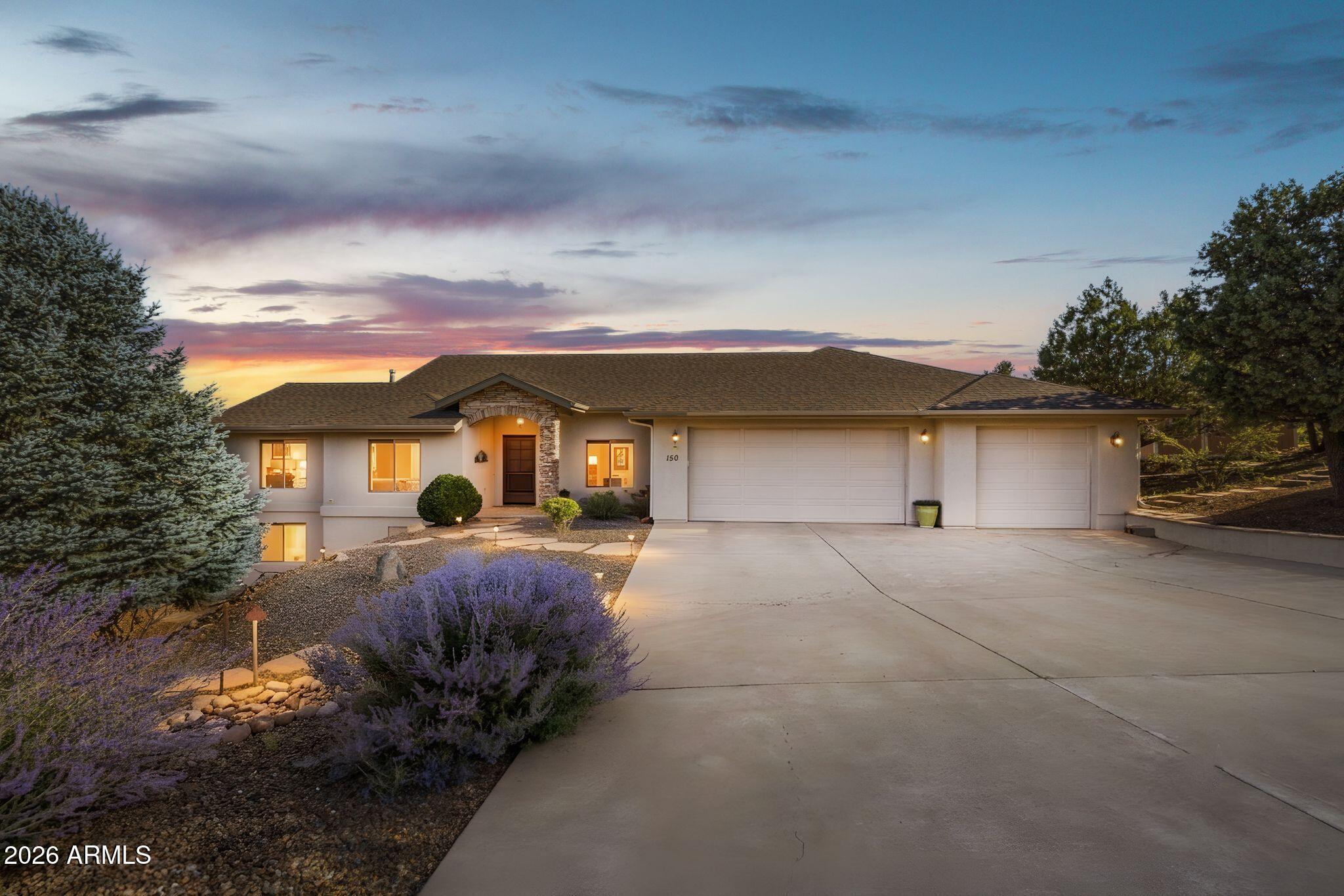 150 W TAMARACK Lane