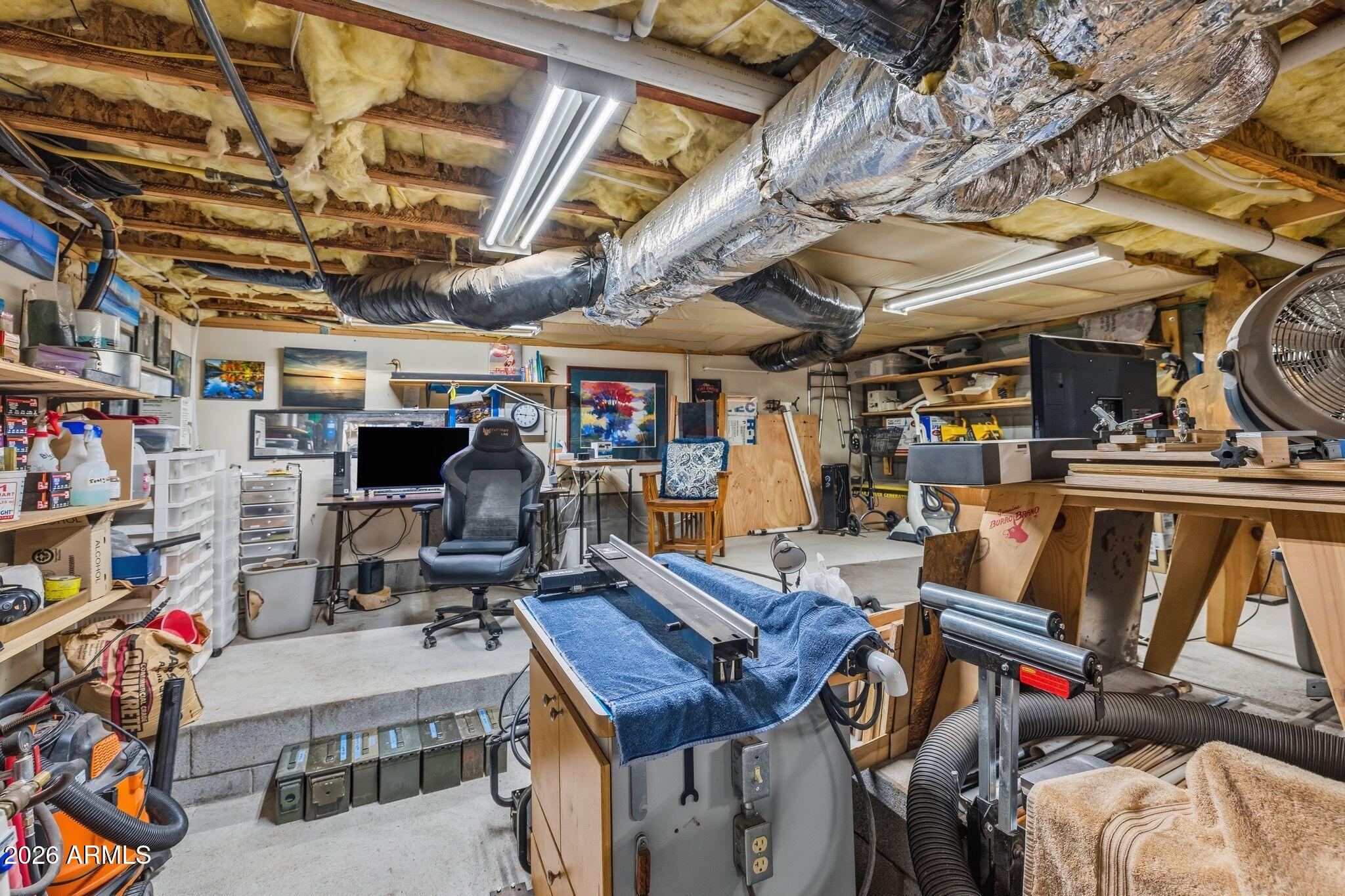 150 W TAMARACK Lane
