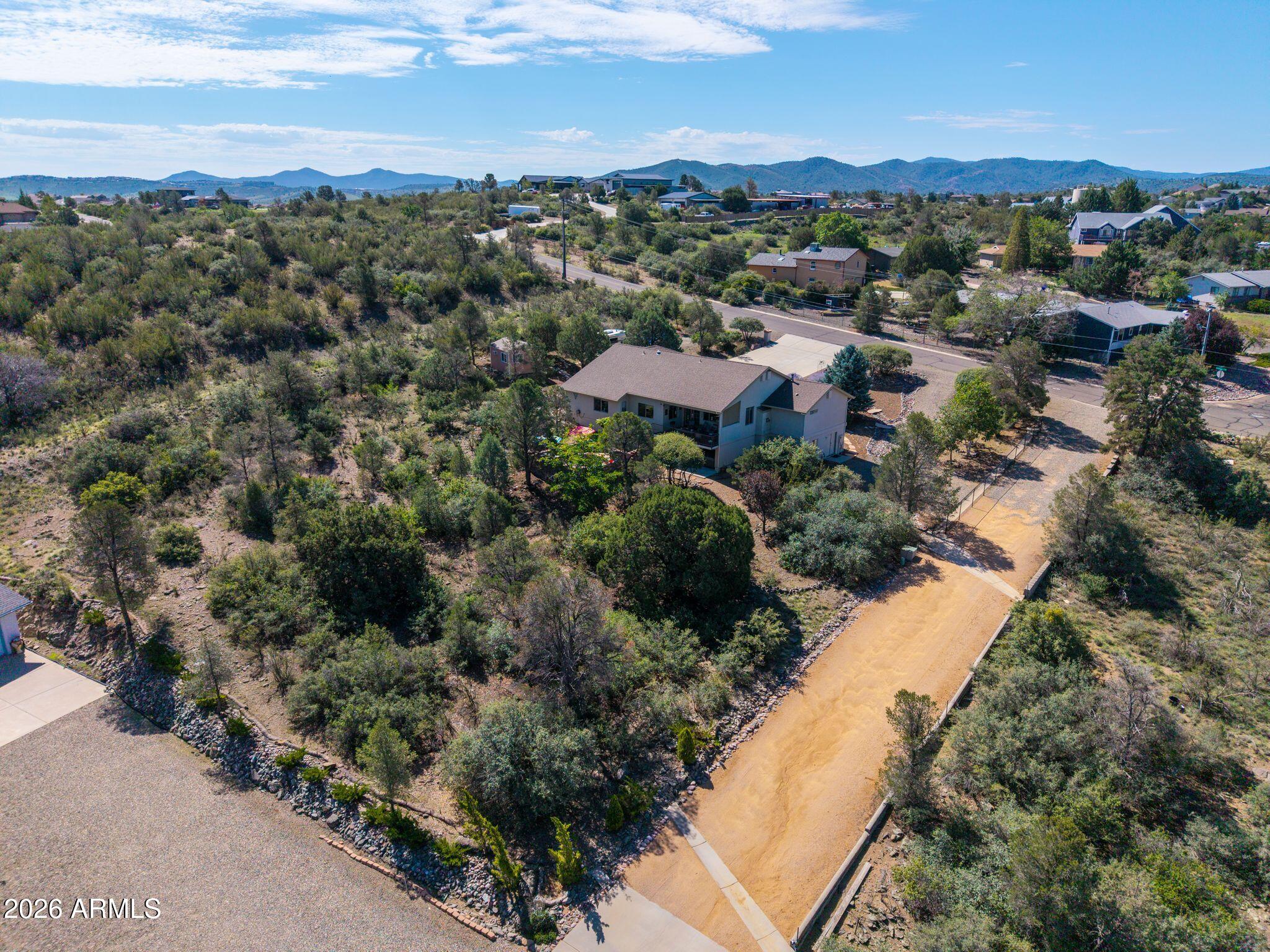 150 W TAMARACK Lane