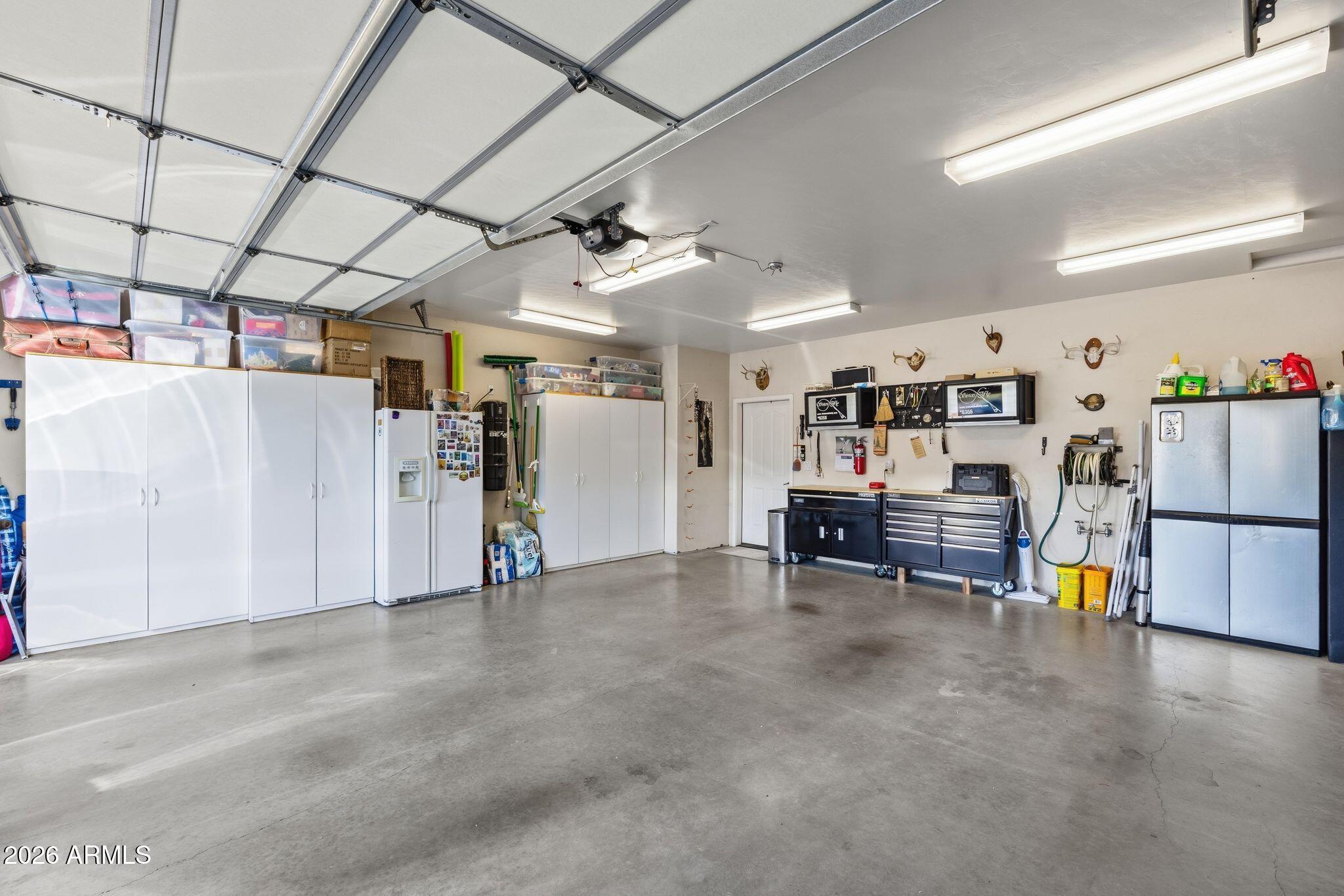 150 W TAMARACK Lane