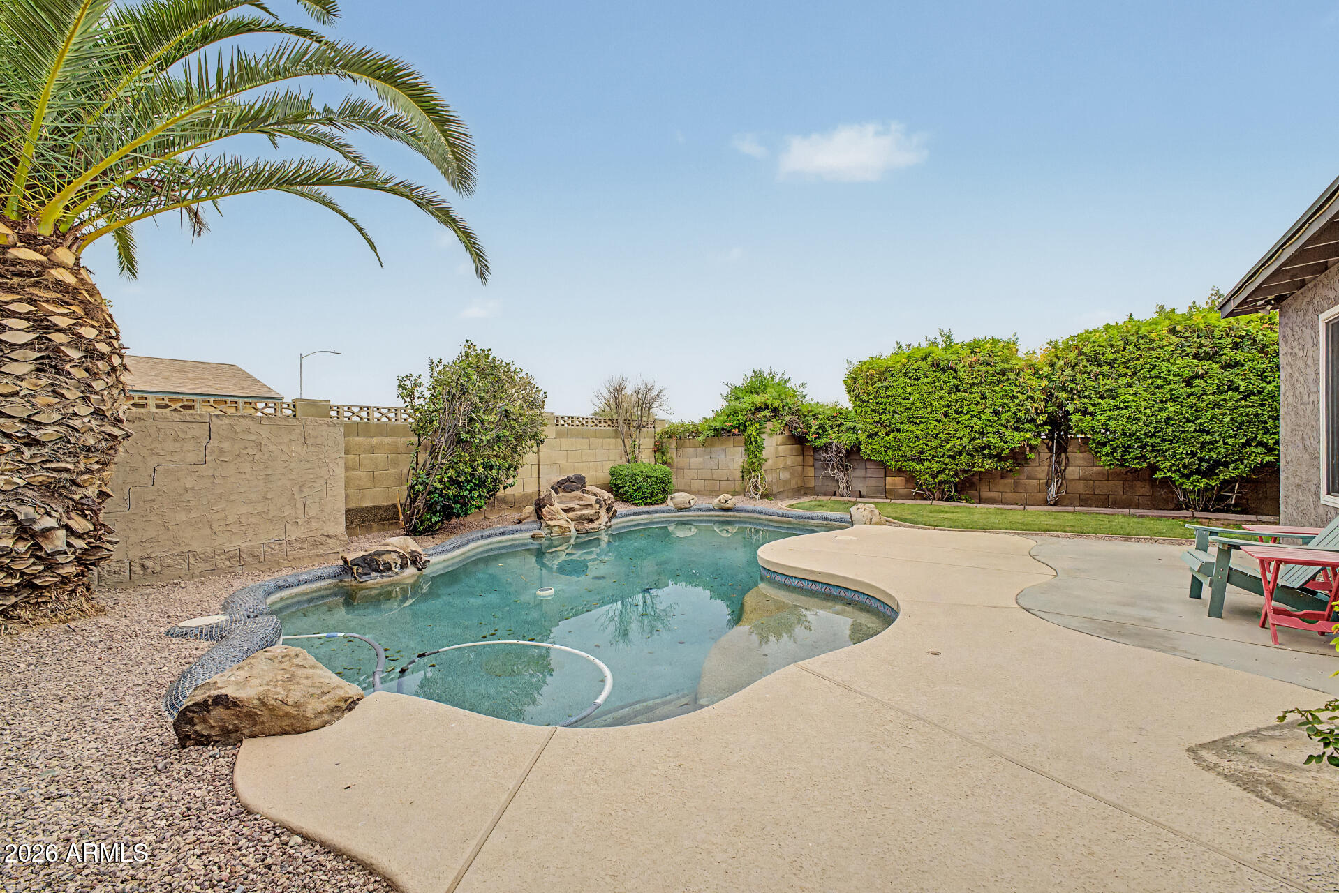 2102 W Utopia Road