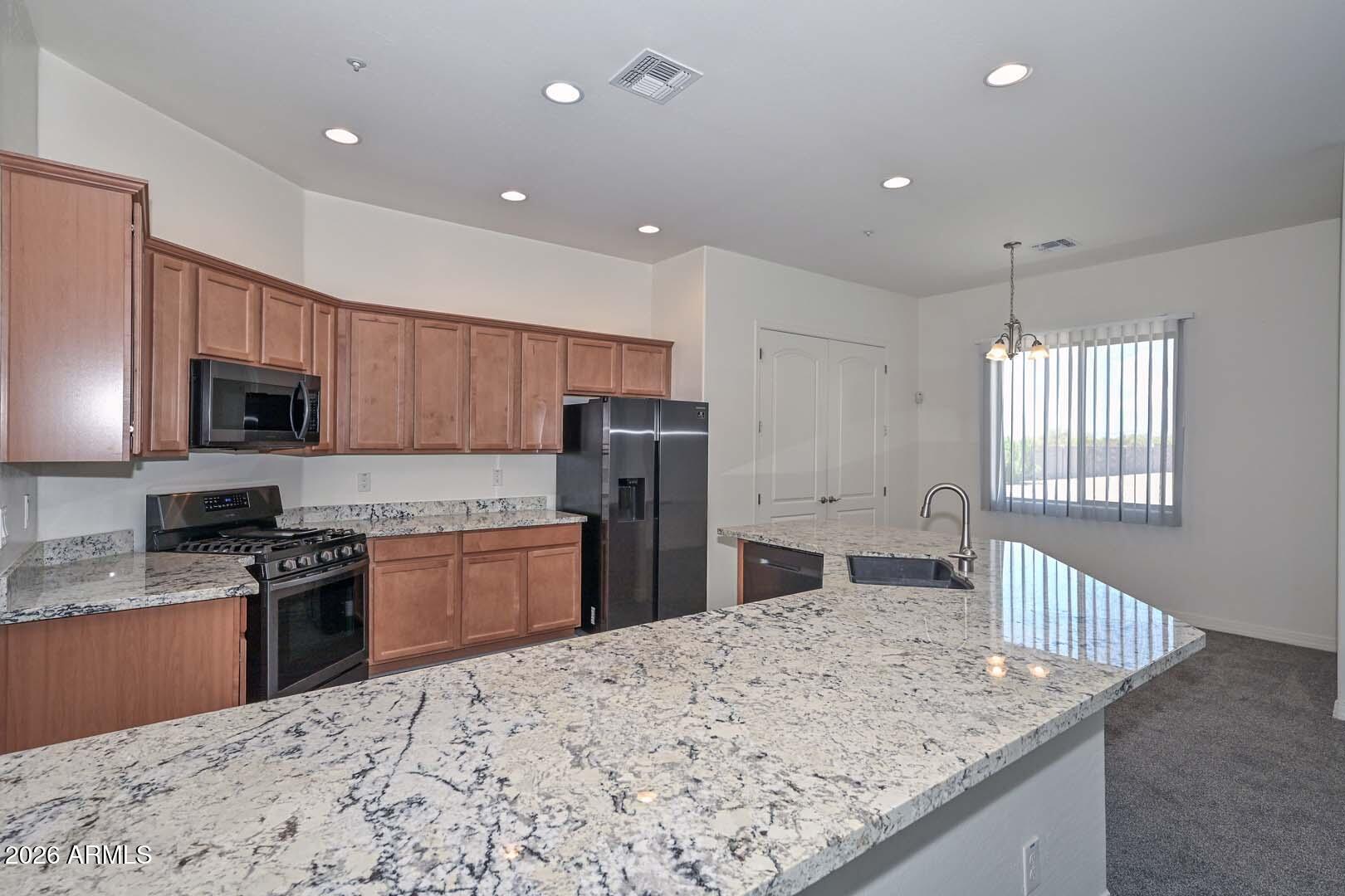 21836 W QUAILS NEST