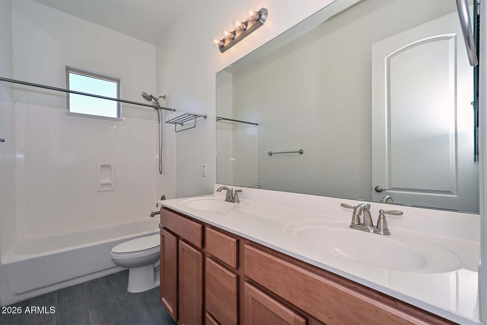 21836 W QUAILS NEST