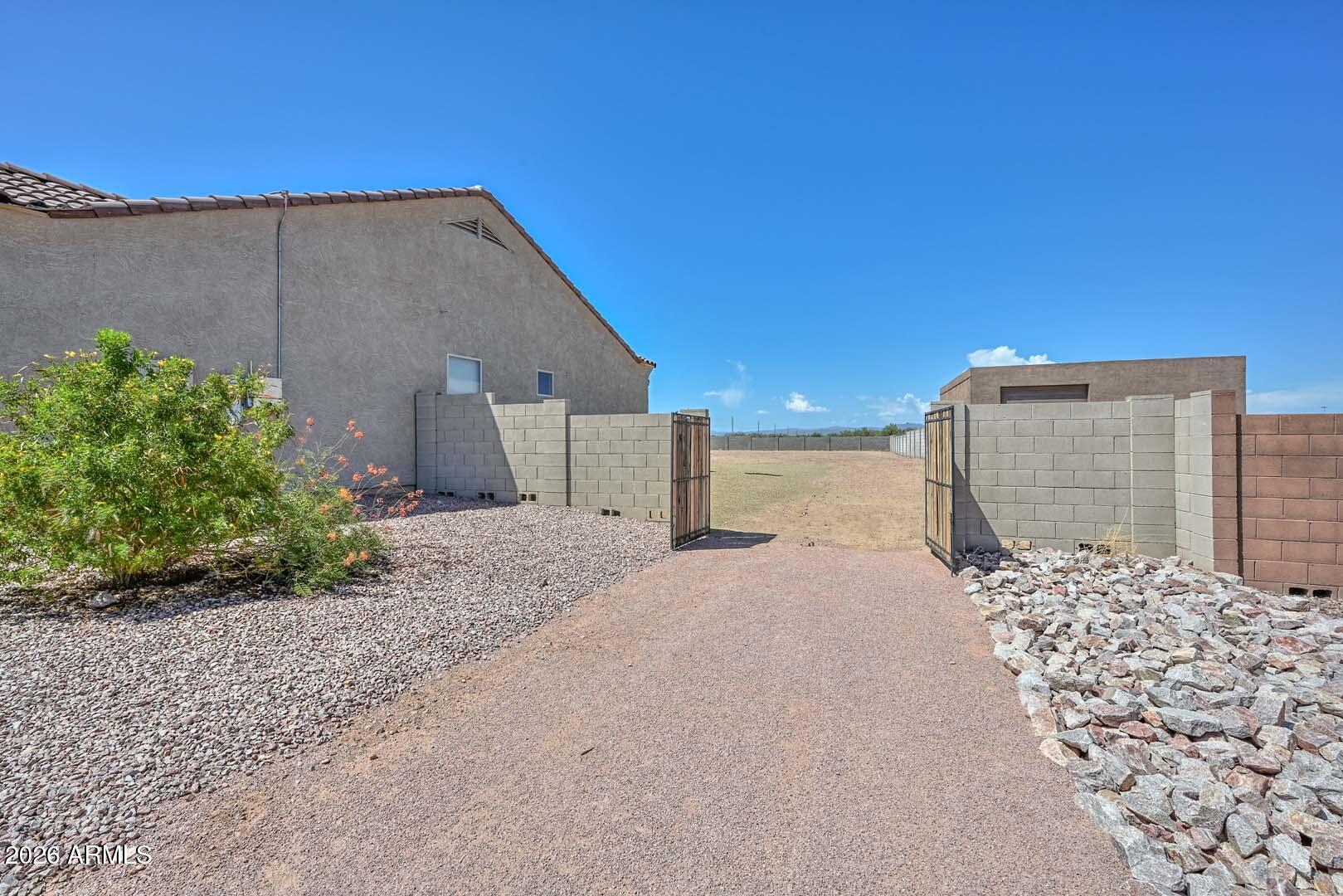 21836 W QUAILS NEST