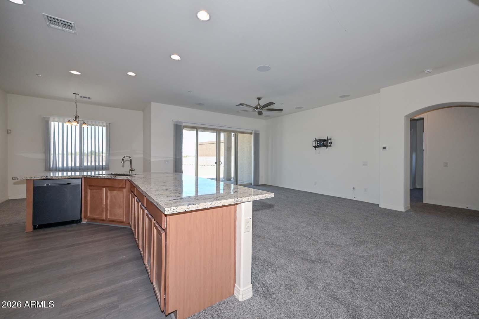 21836 W QUAILS NEST