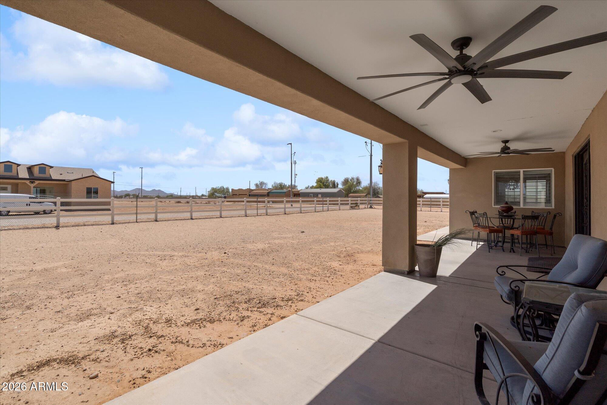 24039 W Cavedale Drive
