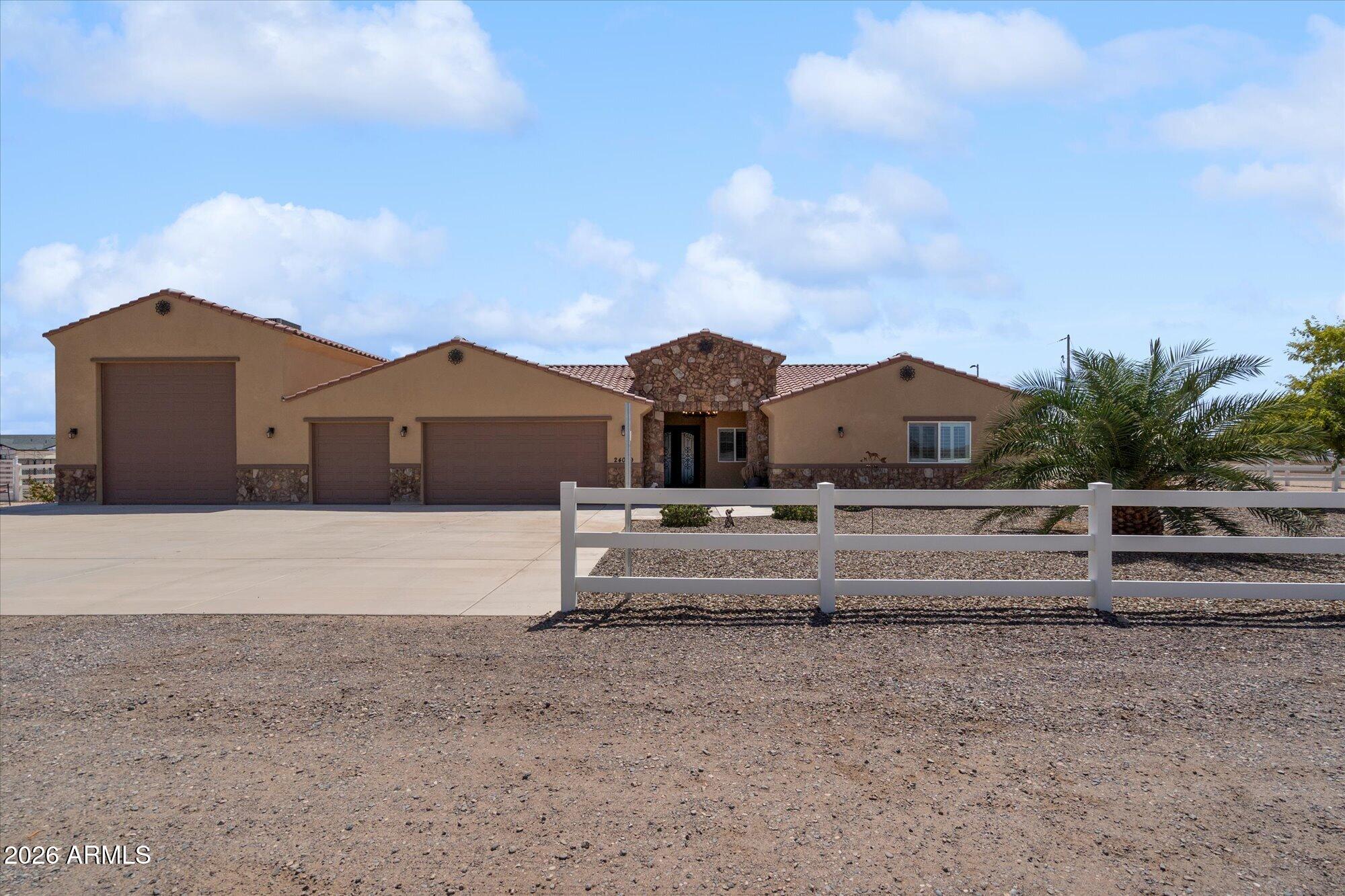 24039 W Cavedale Drive